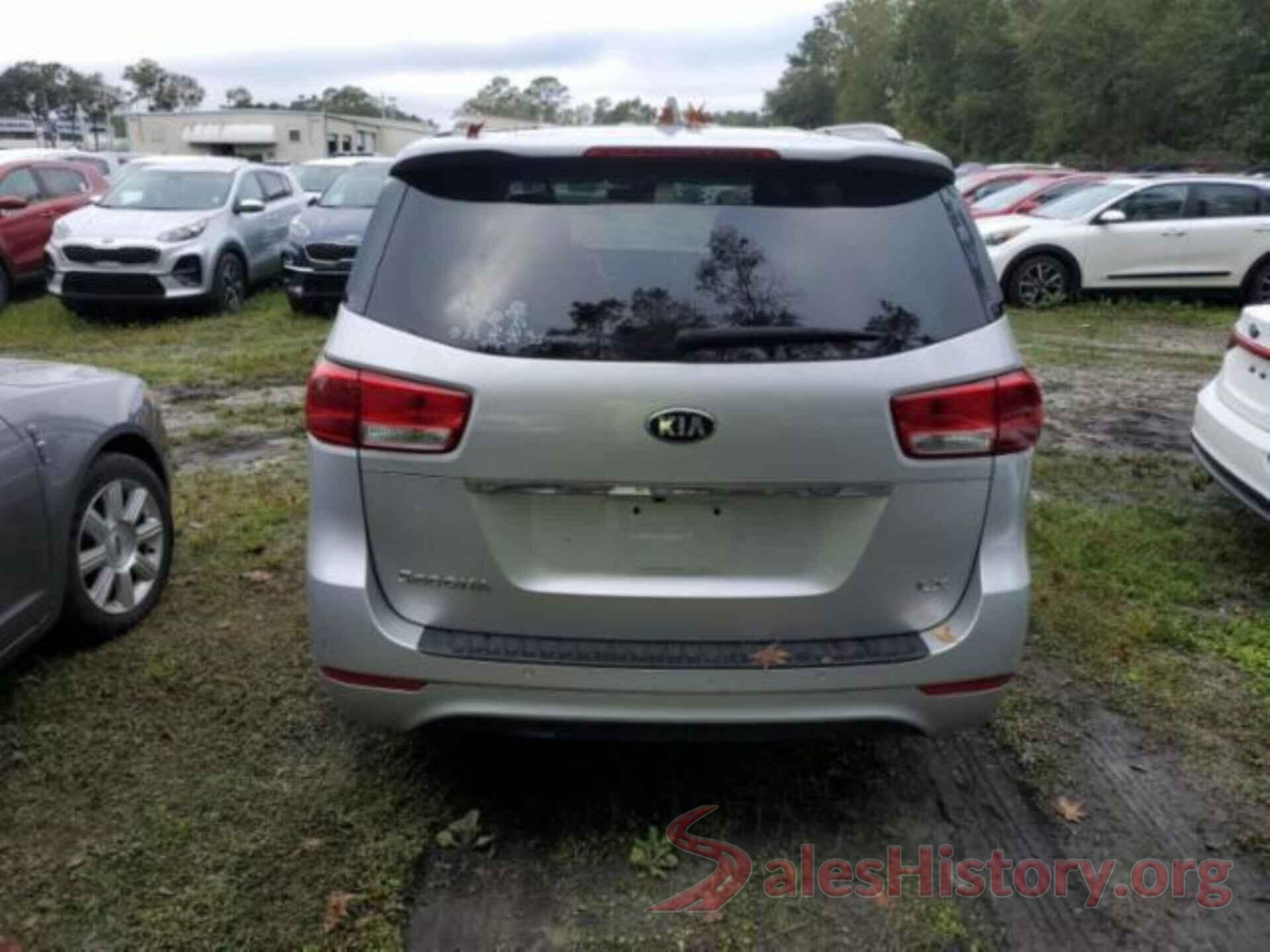 KNDMB5C18J6355610 2018 KIA SEDONA