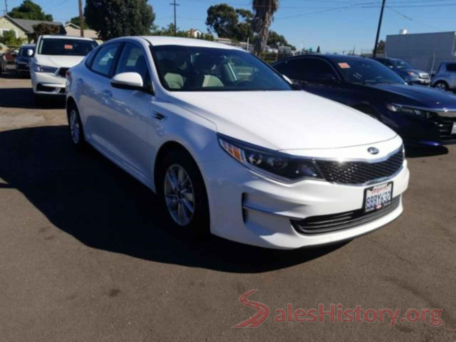 5XXGT4L33JG182876 2018 KIA OPTIMA