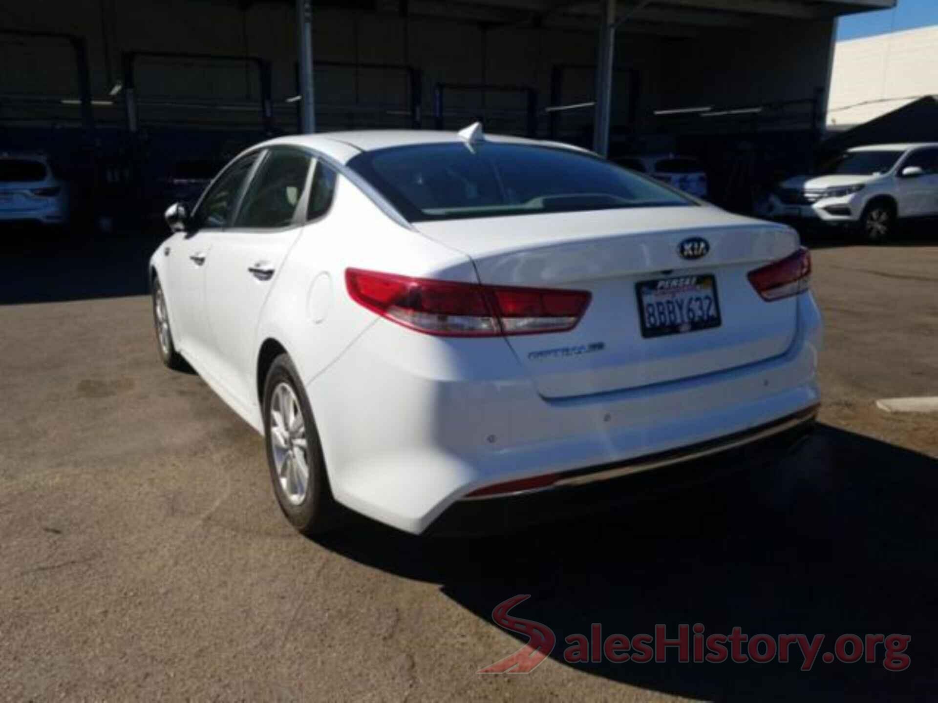 5XXGT4L33JG182876 2018 KIA OPTIMA