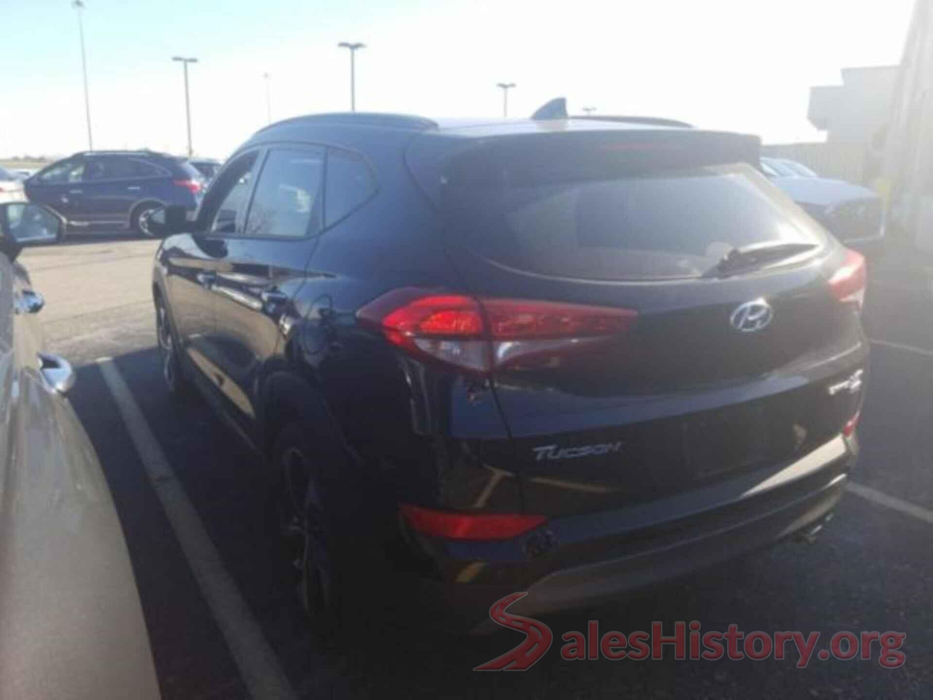 KM8J3CA26GU163974 2016 HYUNDAI TUCSON