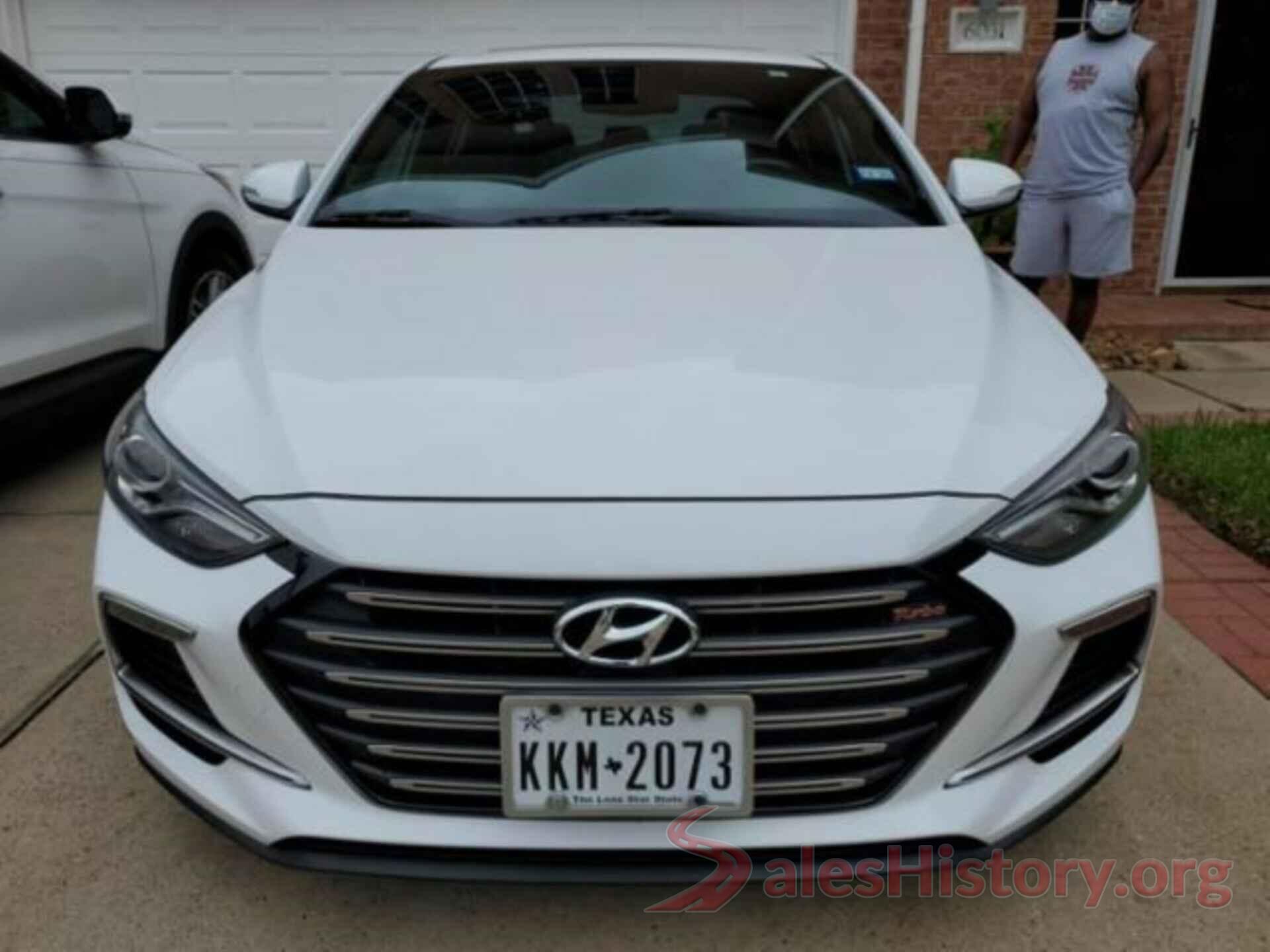 KMHD04LB0JU546566 2018 HYUNDAI ELANTRA