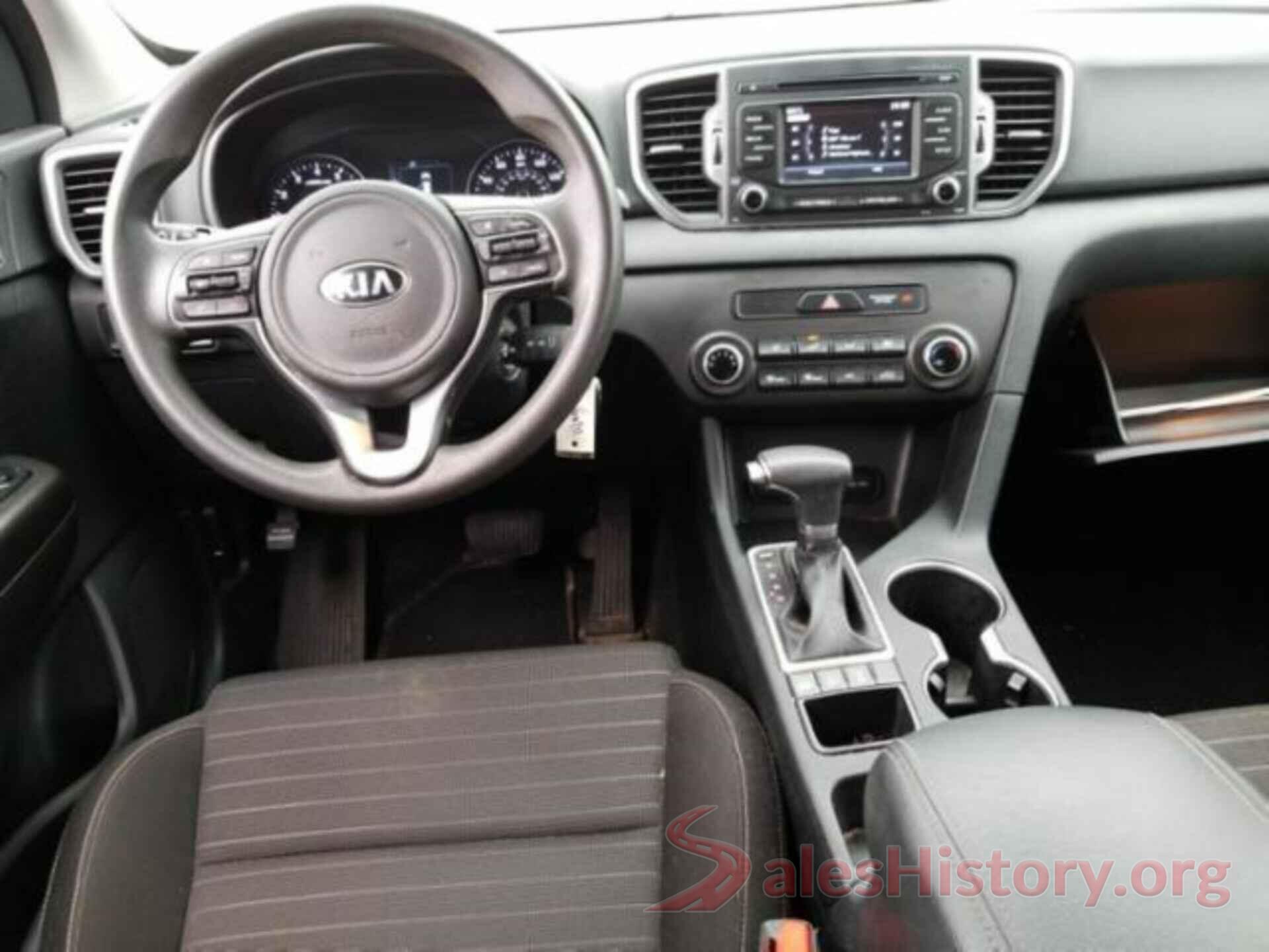 KNDPMCAC0J7378566 2018 KIA SPORTAGE