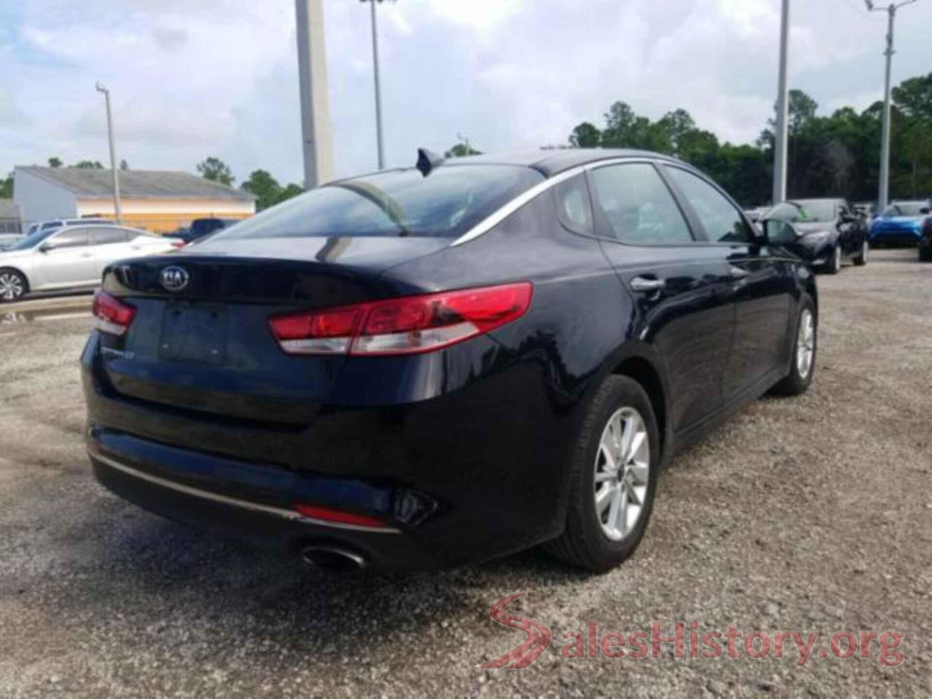 5XXGT4L39JG182252 2018 KIA OPTIMA