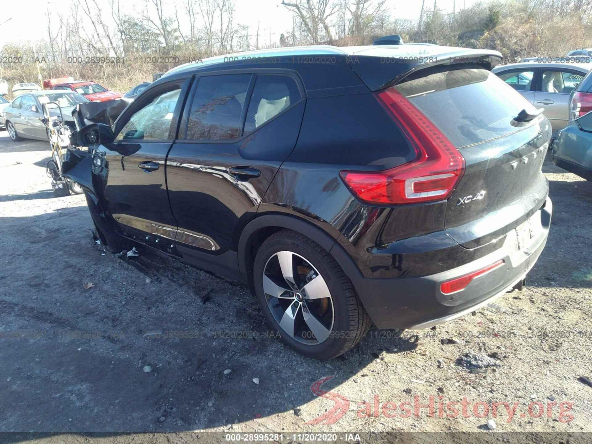 YV4162UK9K2128087 2019 VOLVO XC40