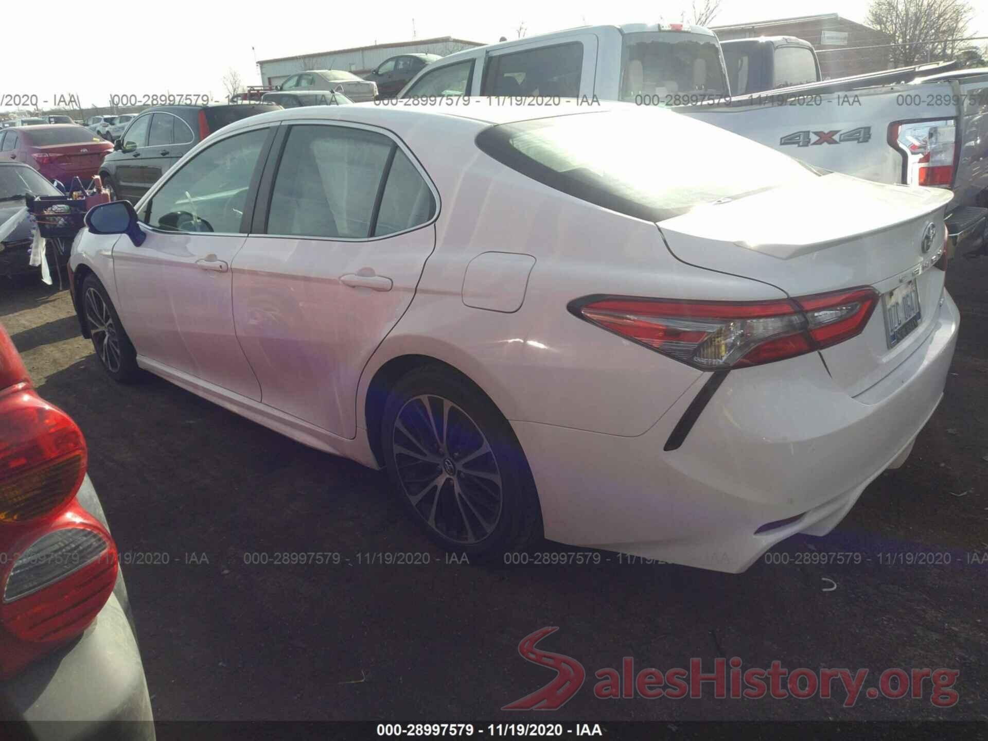 4T1B11HK8JU005065 2018 TOYOTA CAMRY