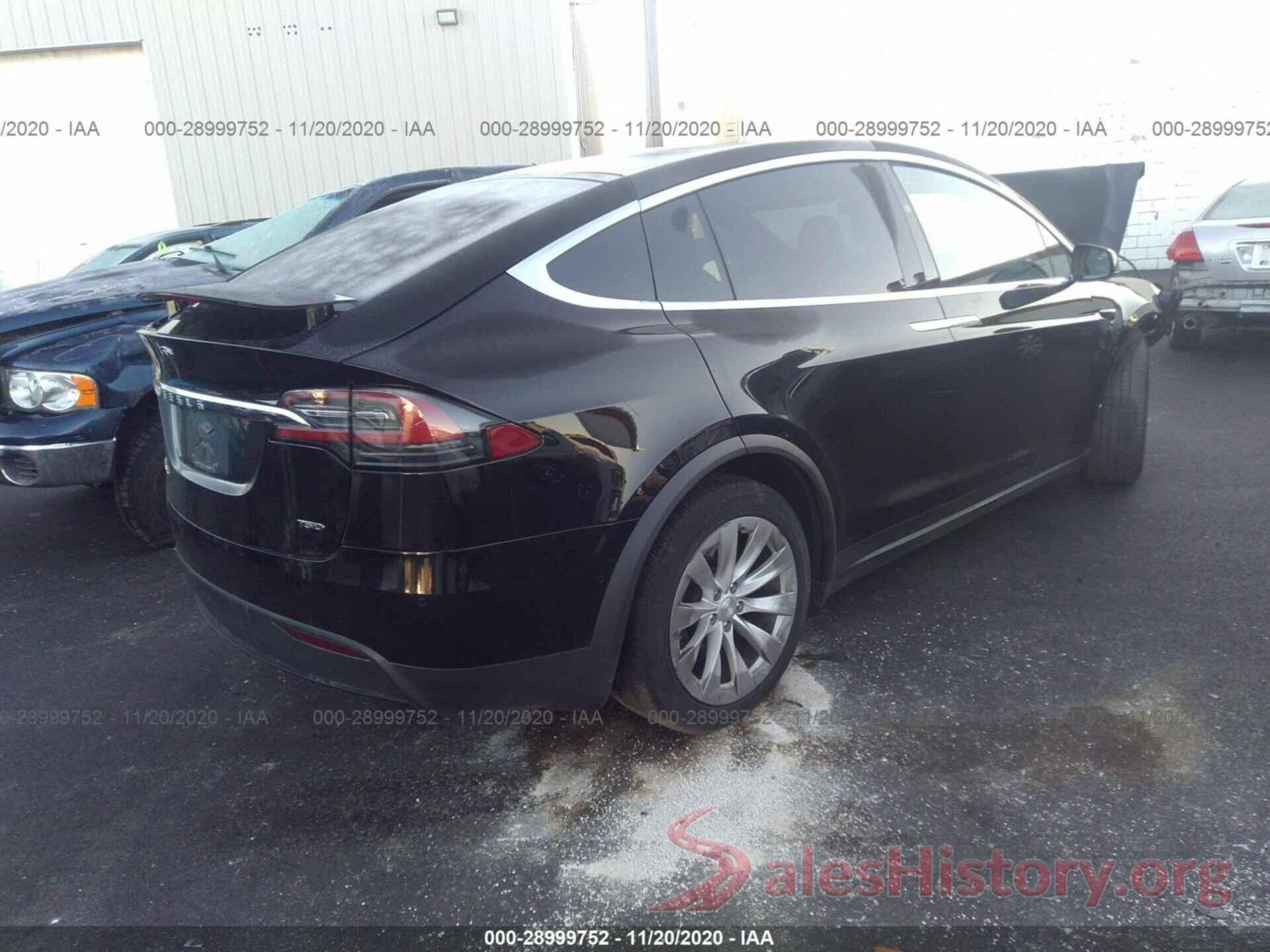 5YJXCAE27JF111170 2018 TESLA MODEL X