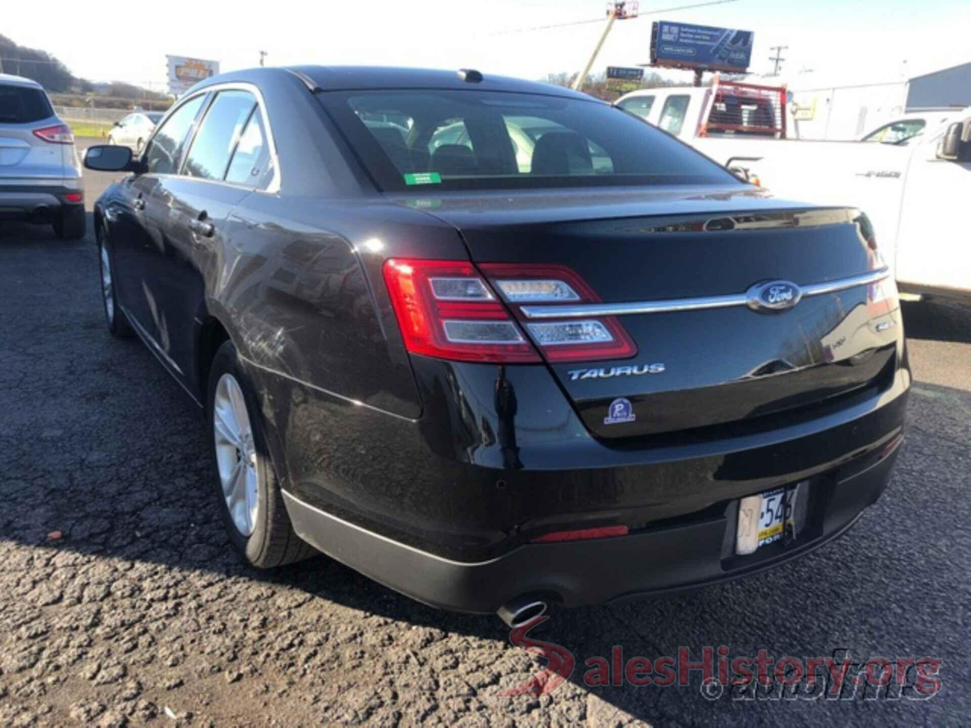 1FAHP2E80JG124020 2018 FORD TAURUS