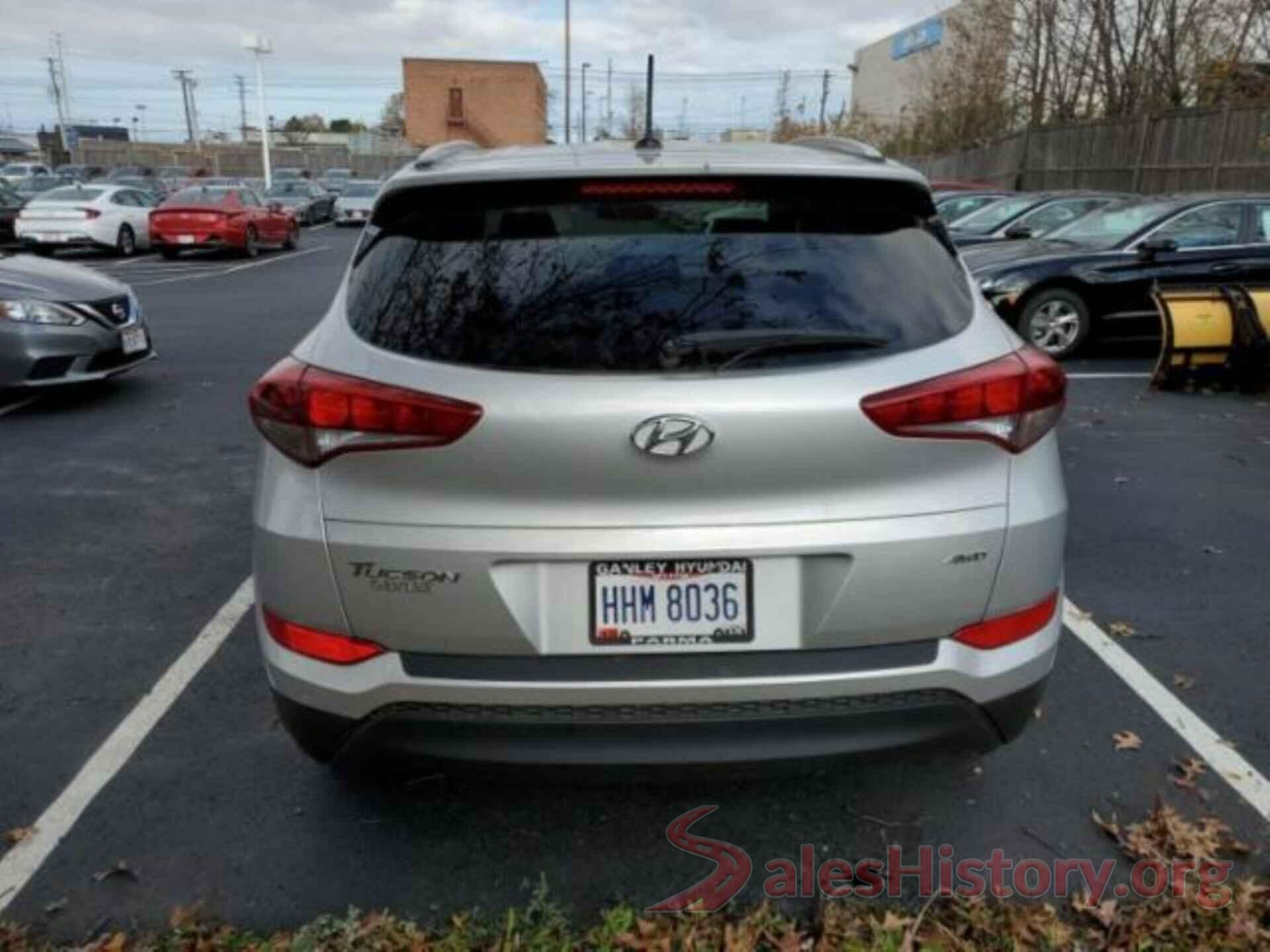 KM8J3CA48HU484322 2017 HYUNDAI TUCSON