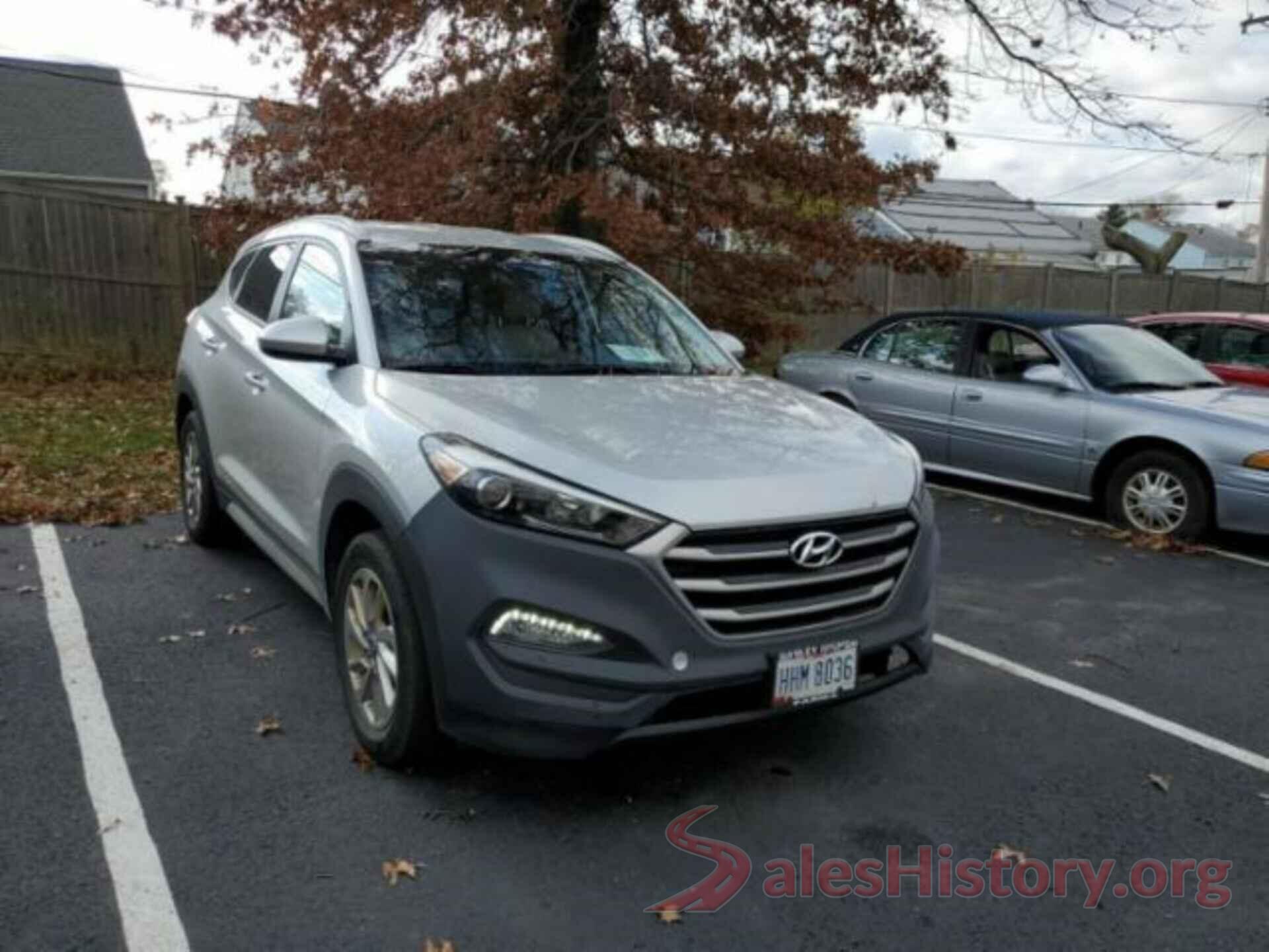 KM8J3CA48HU484322 2017 HYUNDAI TUCSON