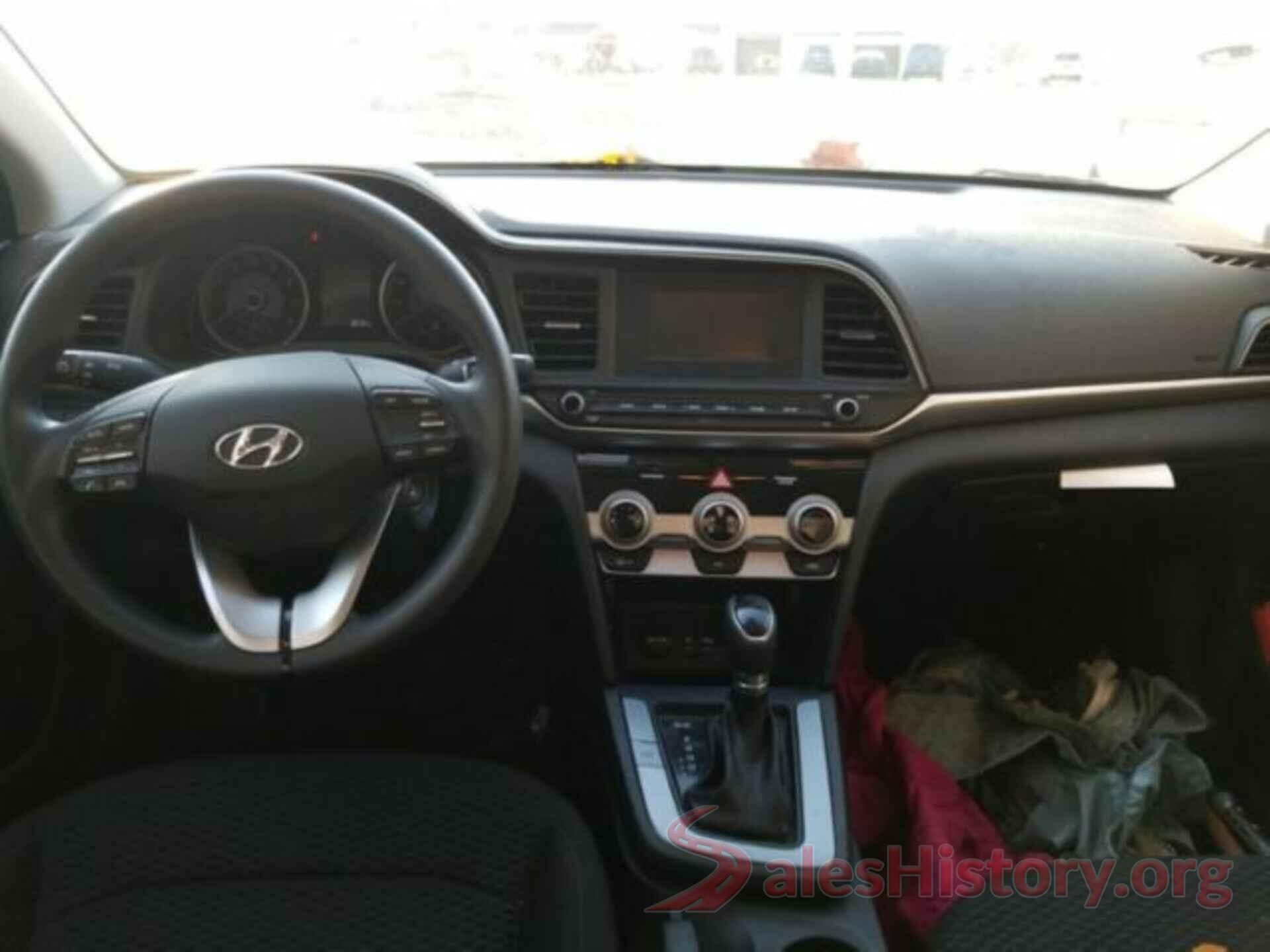 5NPD74LF7KH450092 2019 HYUNDAI ELANTRA