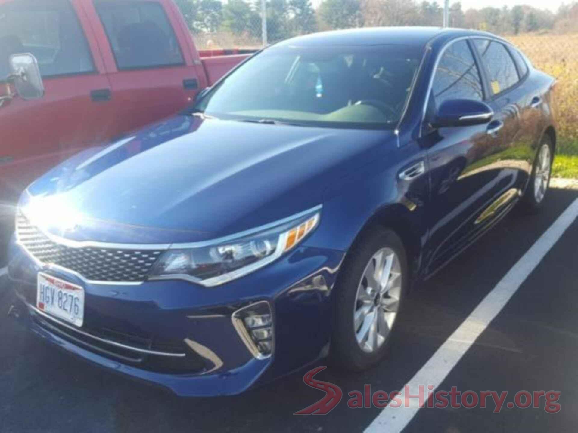 5XXGT4L3XJG191896 2018 KIA OPTIMA