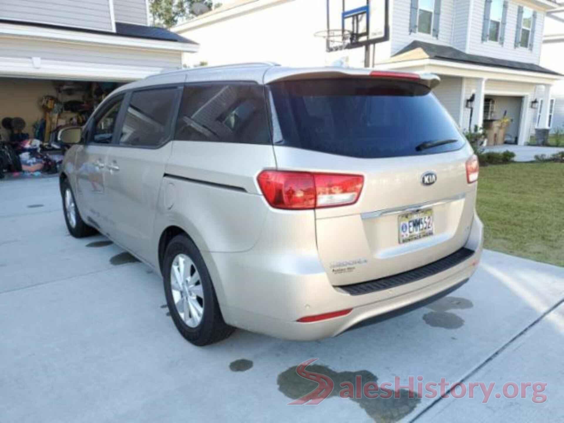 KNDMB5C17G6211443 2016 KIA SEDONA