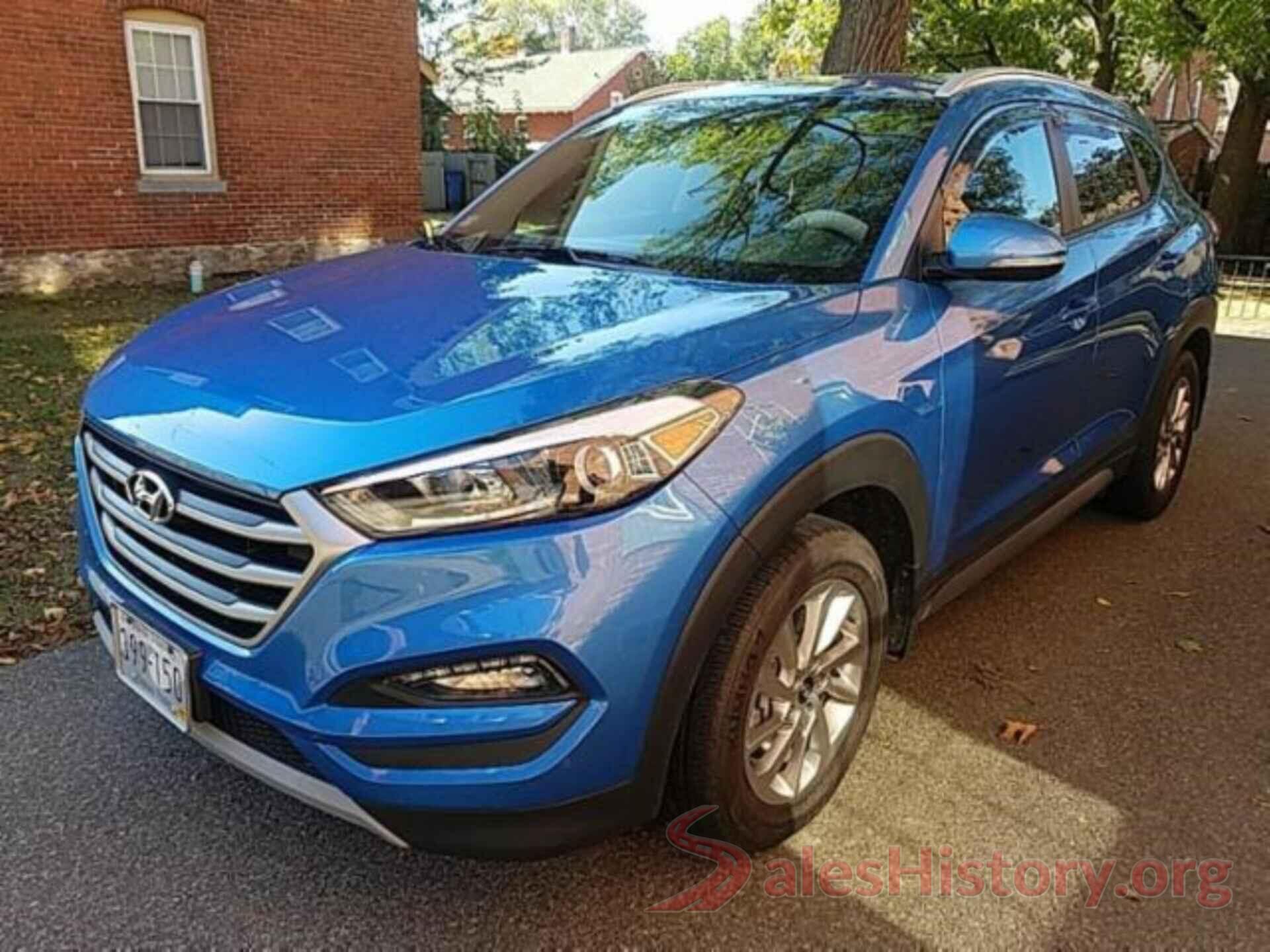 KM8J3CA23HU313427 2017 HYUNDAI TUCSON