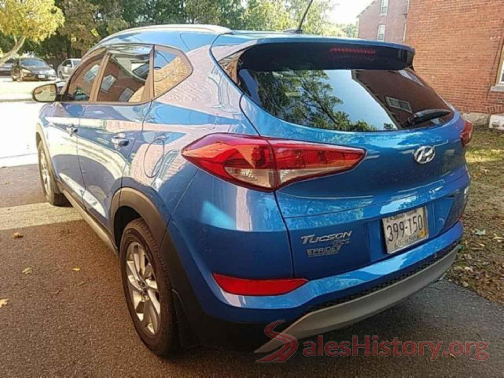 KM8J3CA23HU313427 2017 HYUNDAI TUCSON