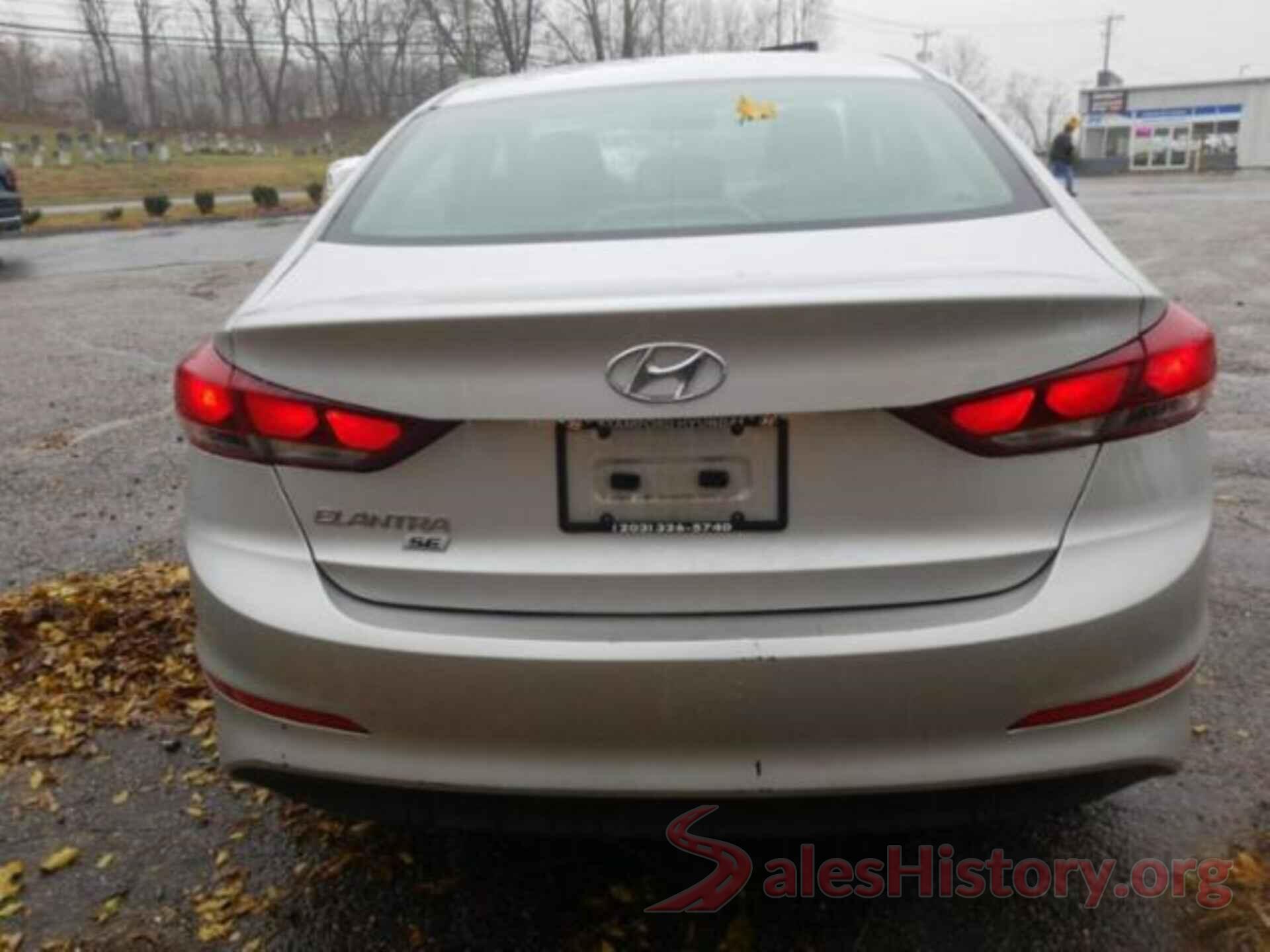 5NPD74LF7JH285921 2018 HYUNDAI ELANTRA