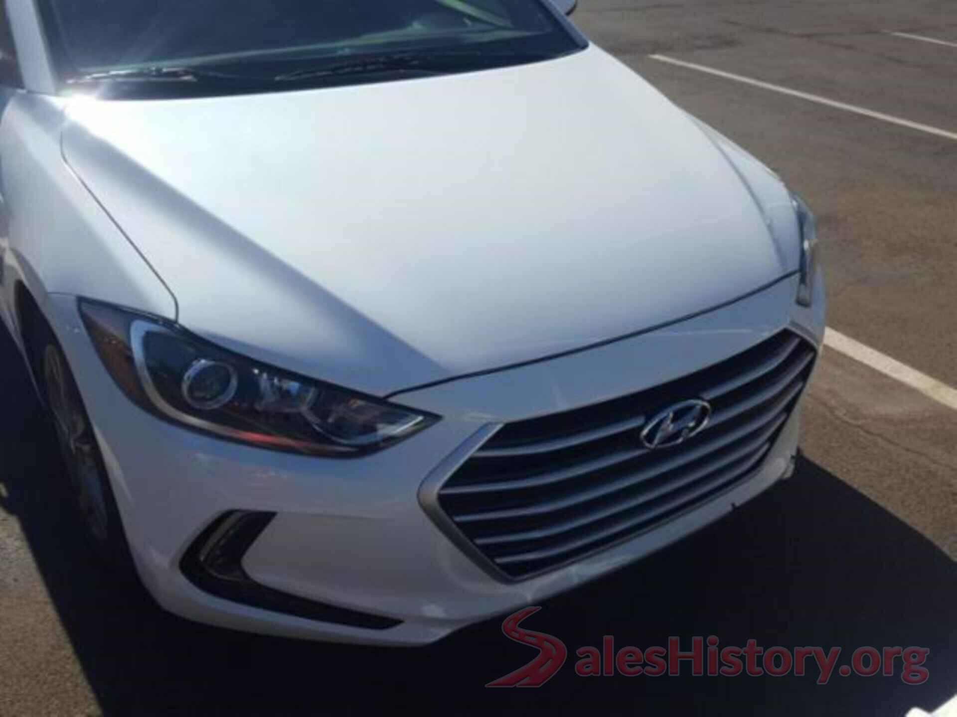 5NPD84LF3HH137823 2017 HYUNDAI ELANTRA