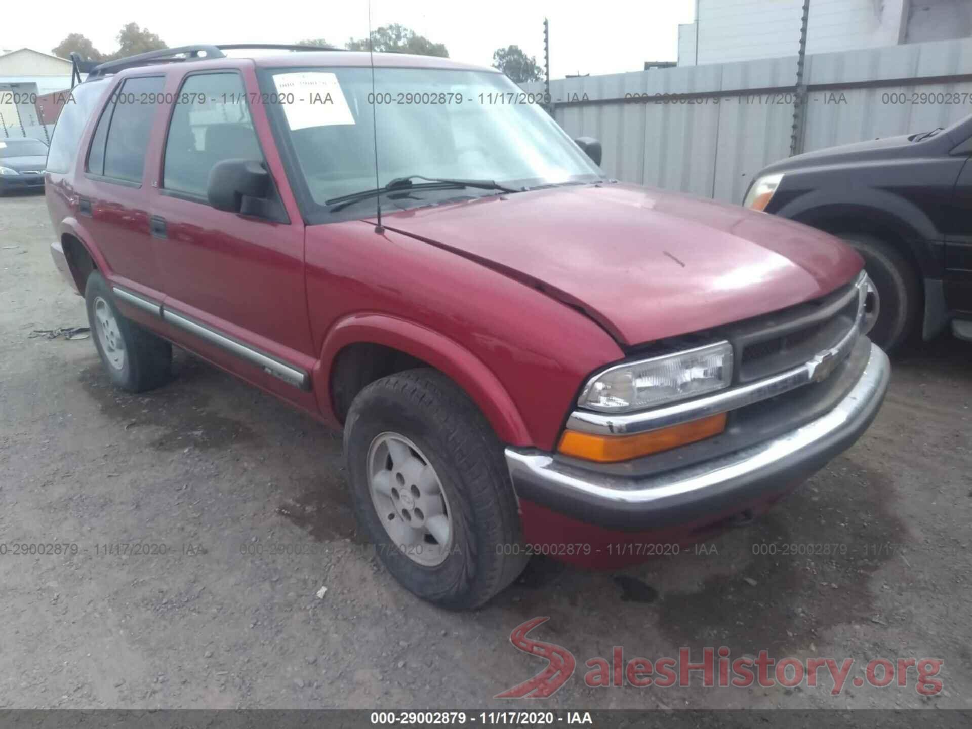 1GNDT13W4Y2147962 2000 CHEVROLET BLAZER