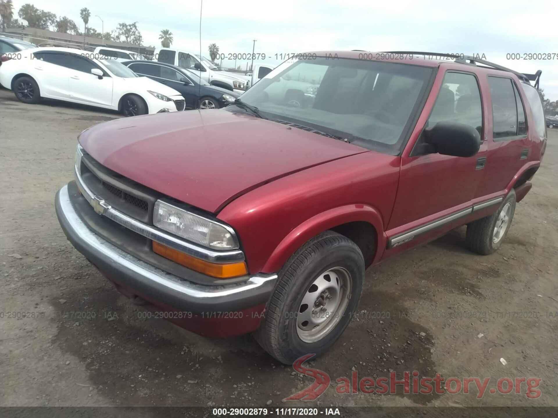 1GNDT13W4Y2147962 2000 CHEVROLET BLAZER