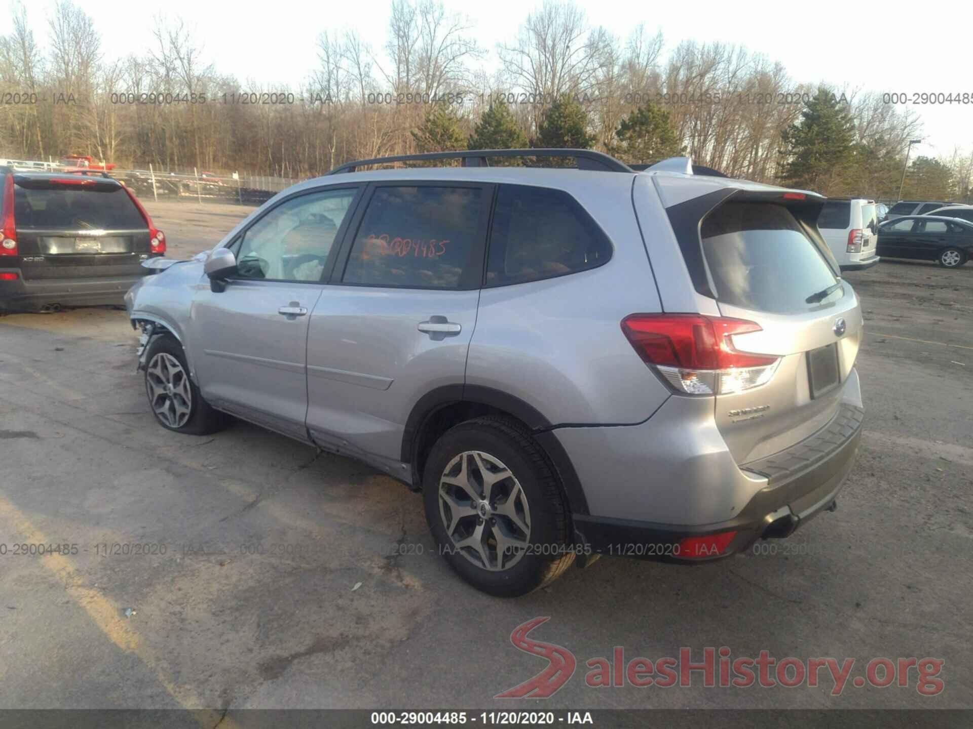 JF2SKAJC3LH525952 2020 SUBARU FORESTER