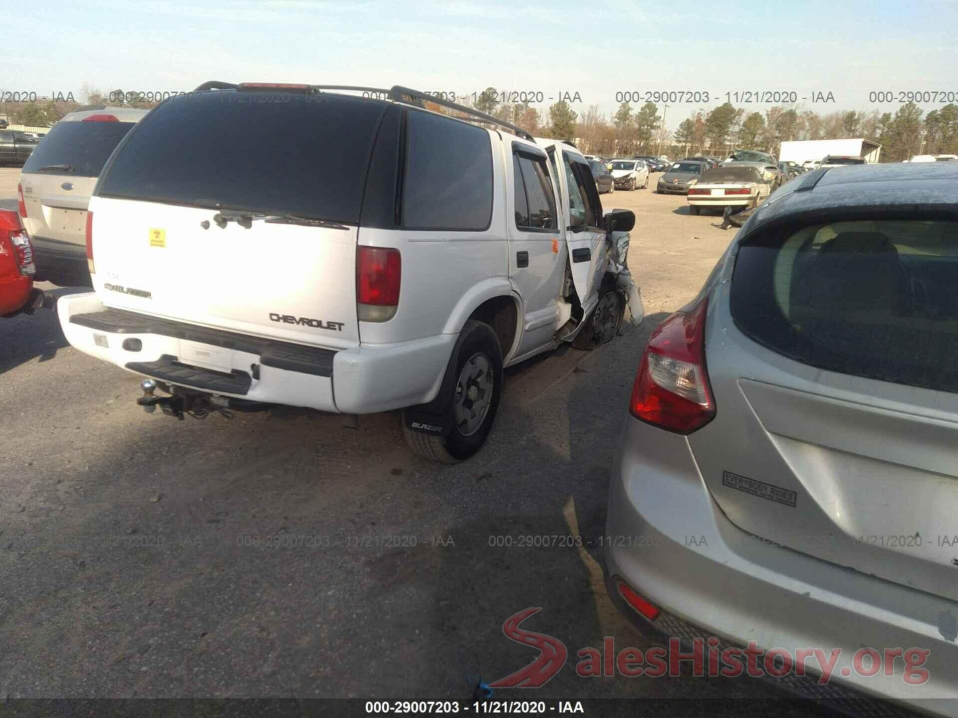 1GNDT13W82K111795 2002 CHEVROLET BLAZER