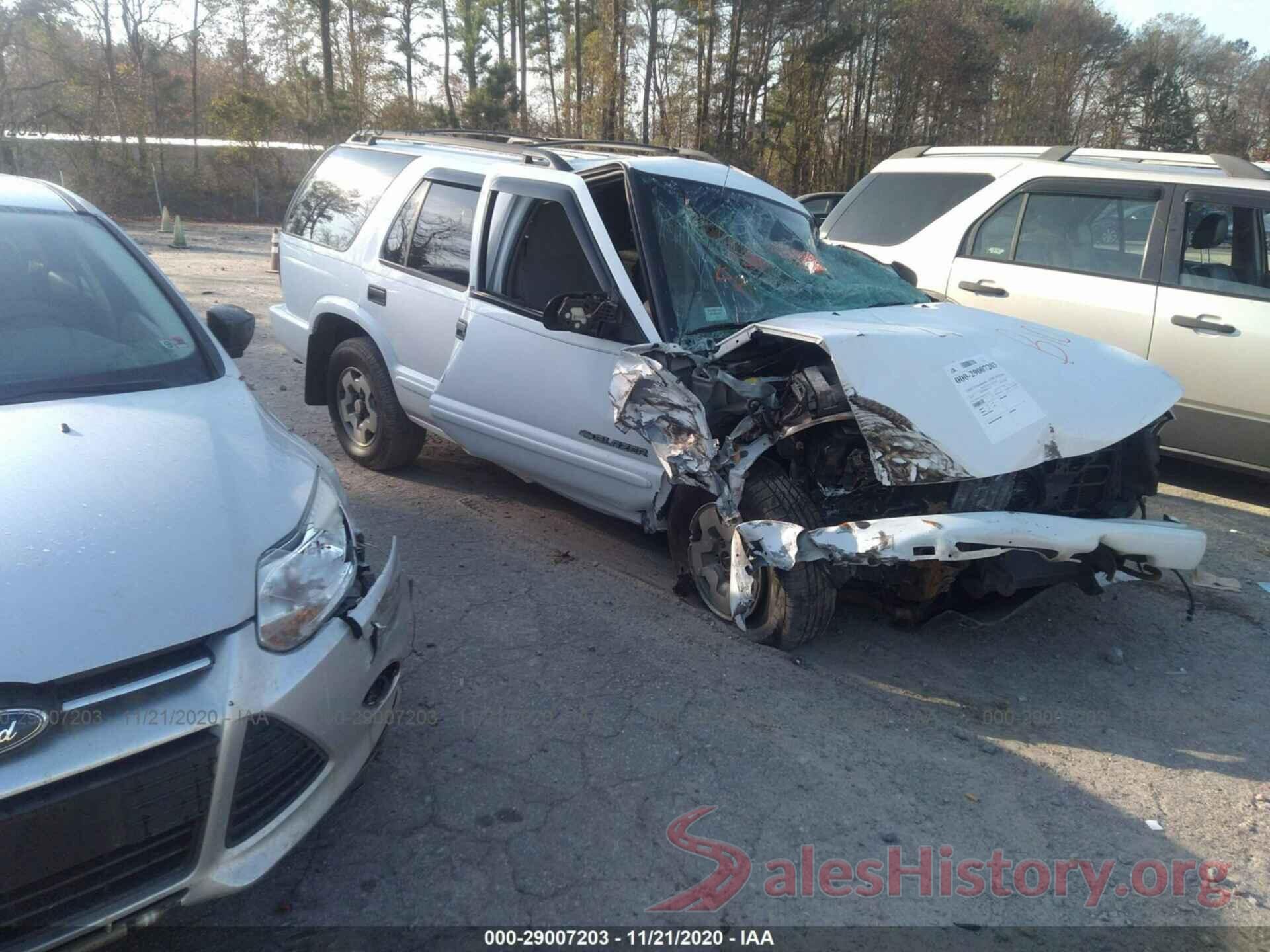 1GNDT13W82K111795 2002 CHEVROLET BLAZER