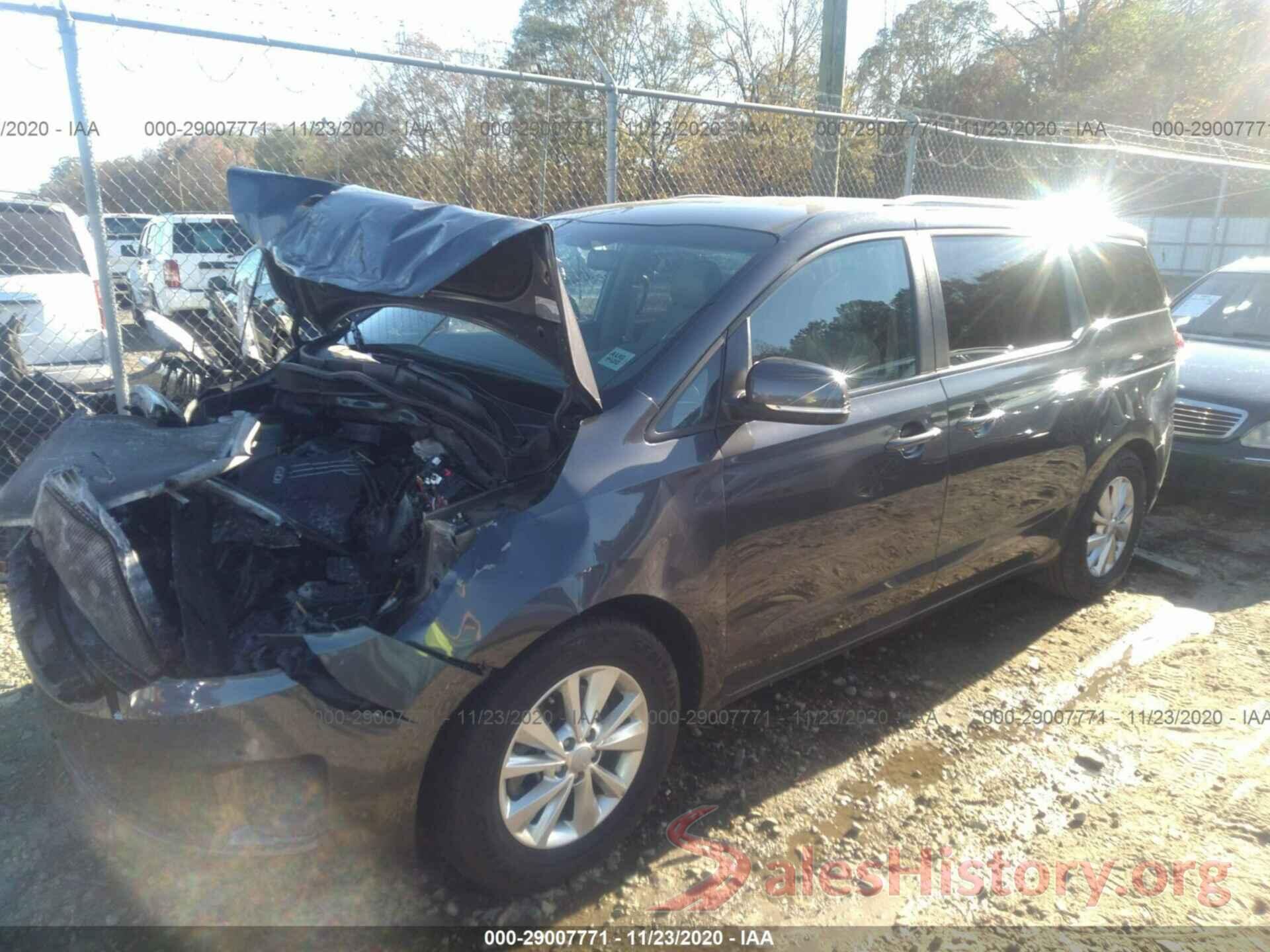 KNDMB5C10H6305956 2017 KIA SEDONA