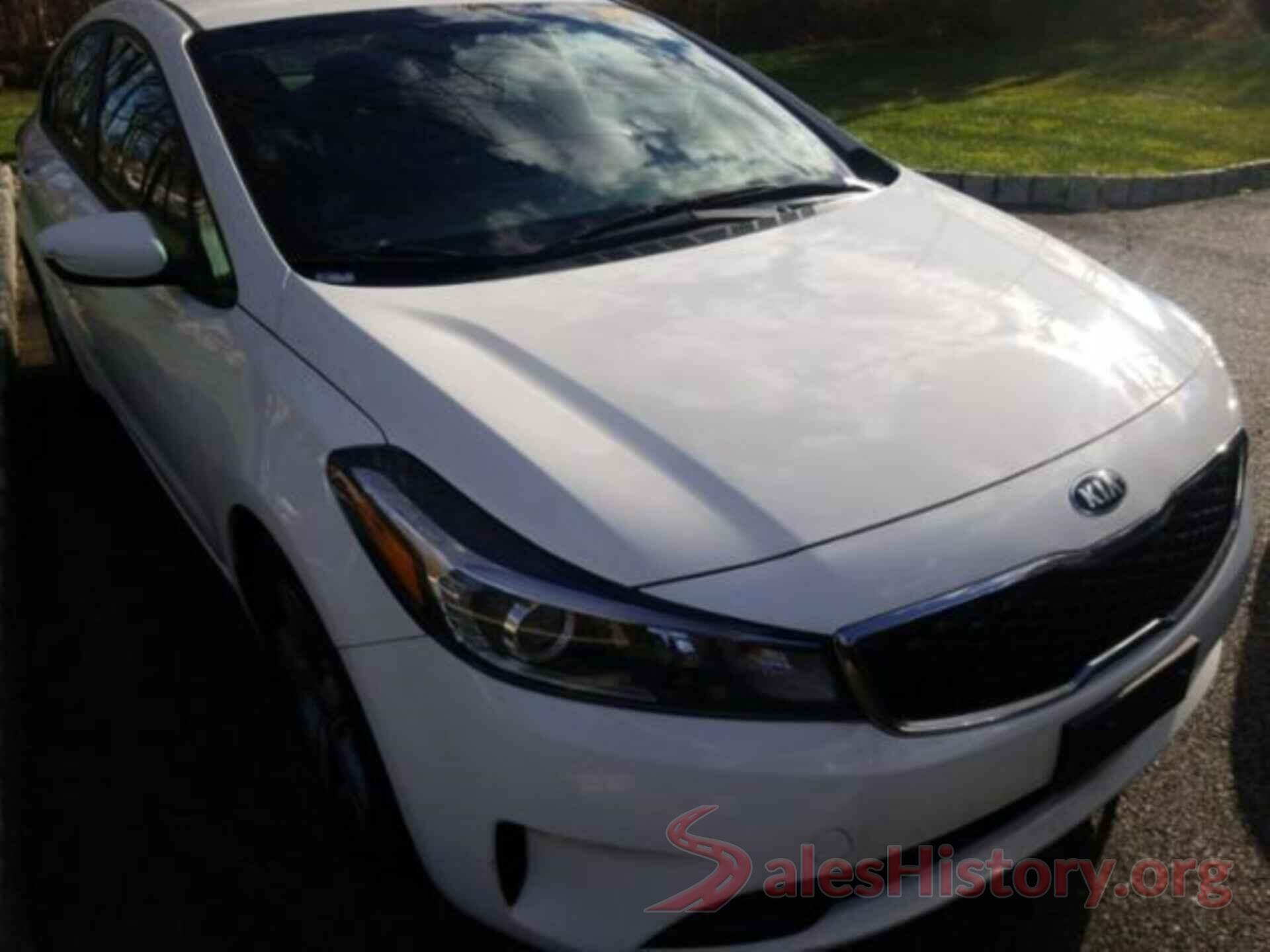 3KPFL4A74JE187627 2018 KIA FORTE