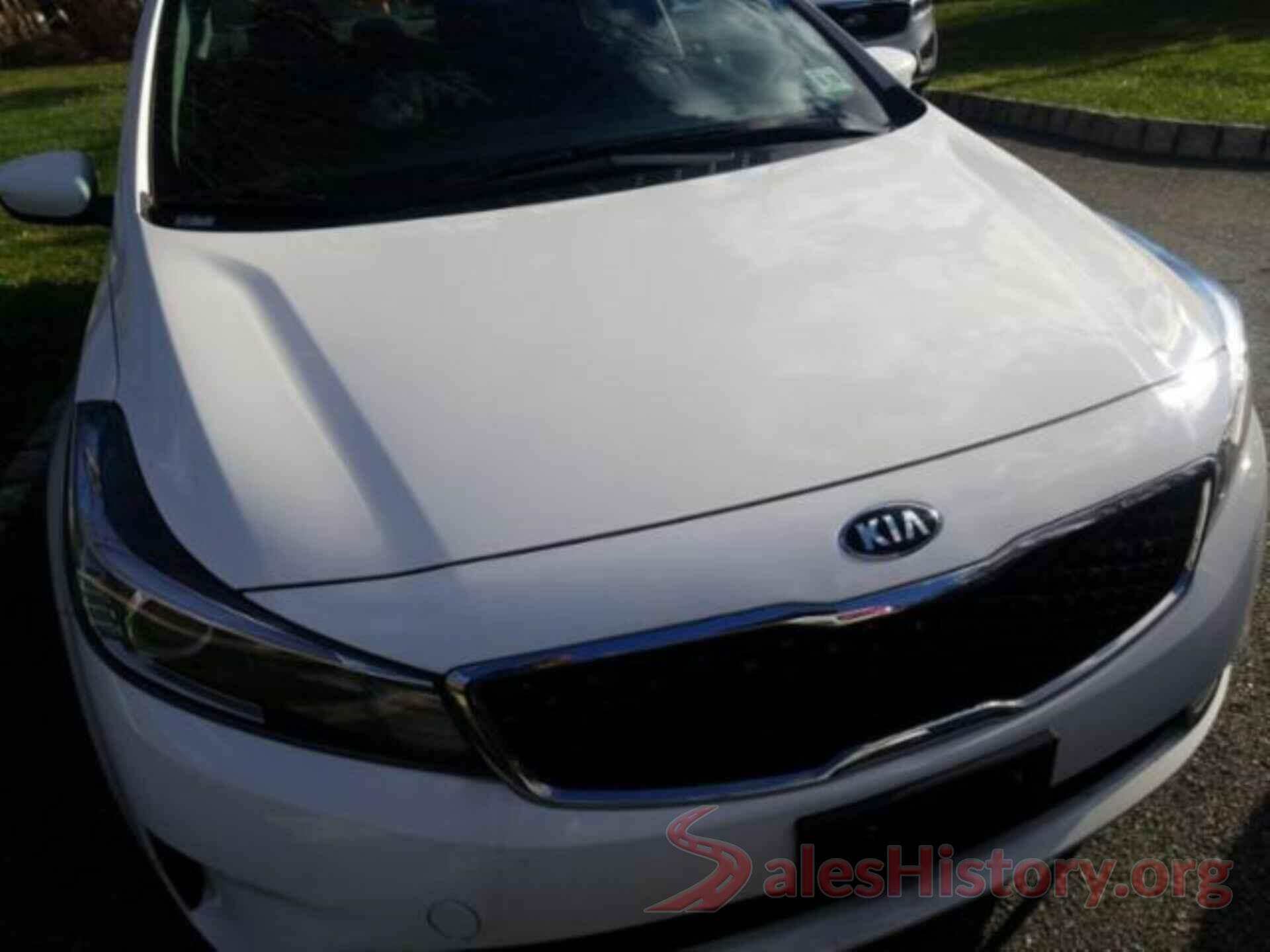 3KPFL4A74JE187627 2018 KIA FORTE