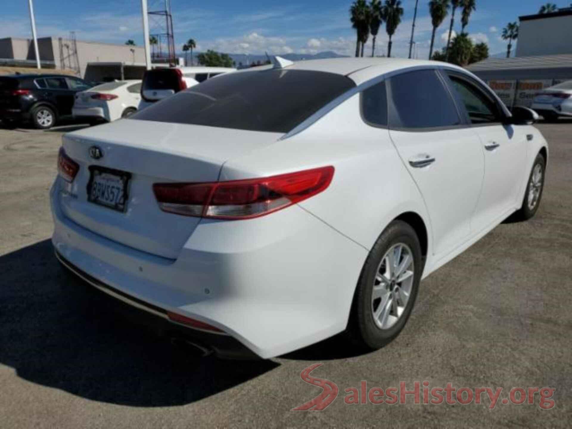 5XXGT4L34JG220535 2018 KIA OPTIMA