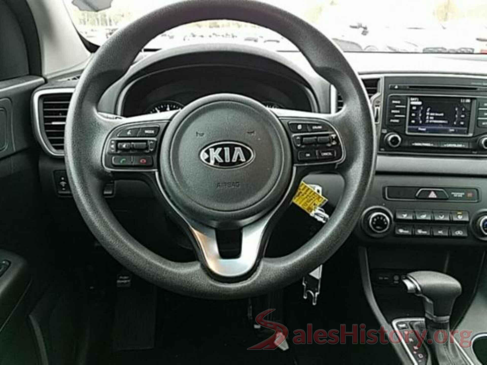 KNDPMCAC4J7402321 2018 KIA SPORTAGE