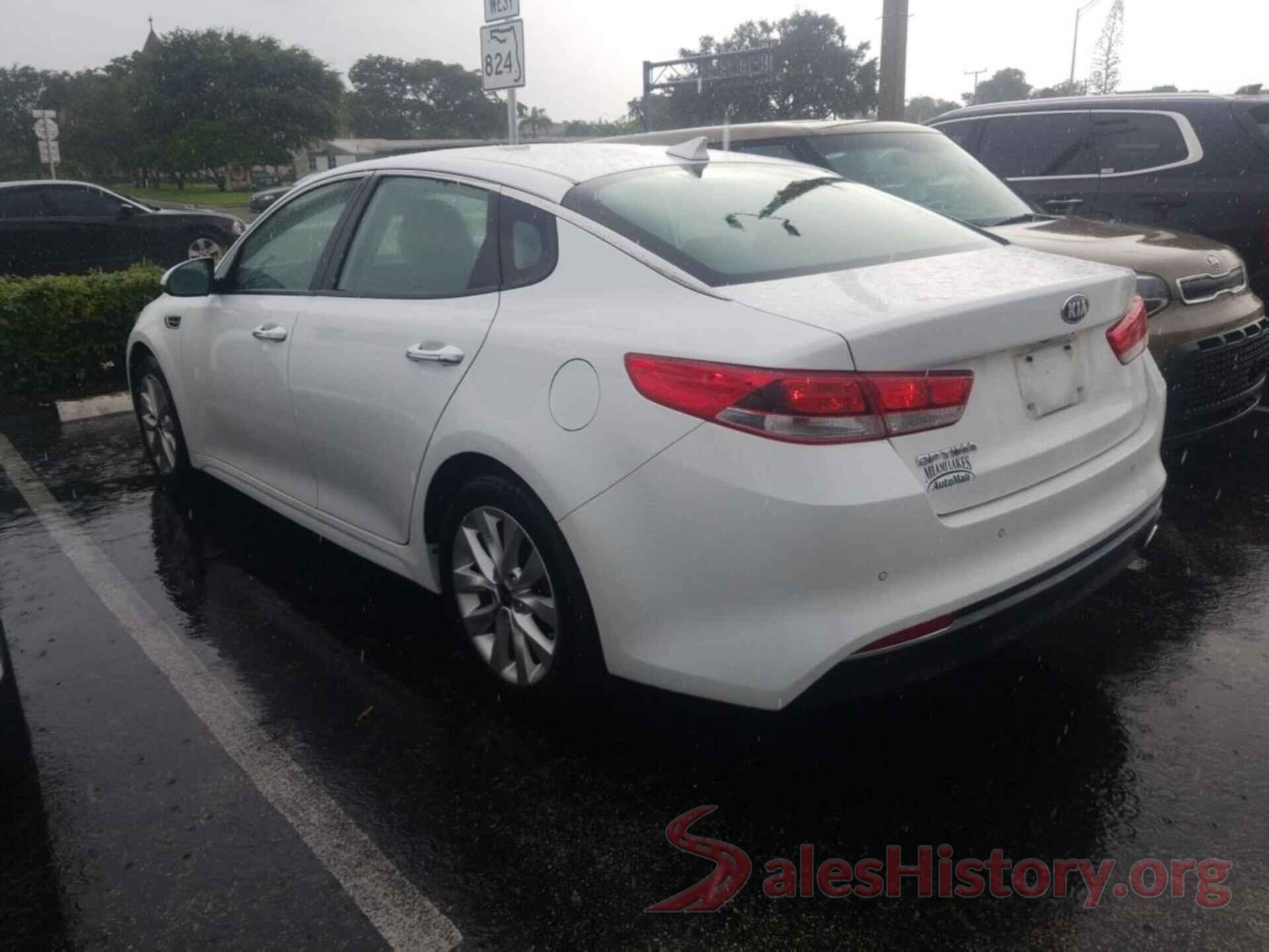 5XXGT4L3XJG259632 2018 KIA OPTIMA