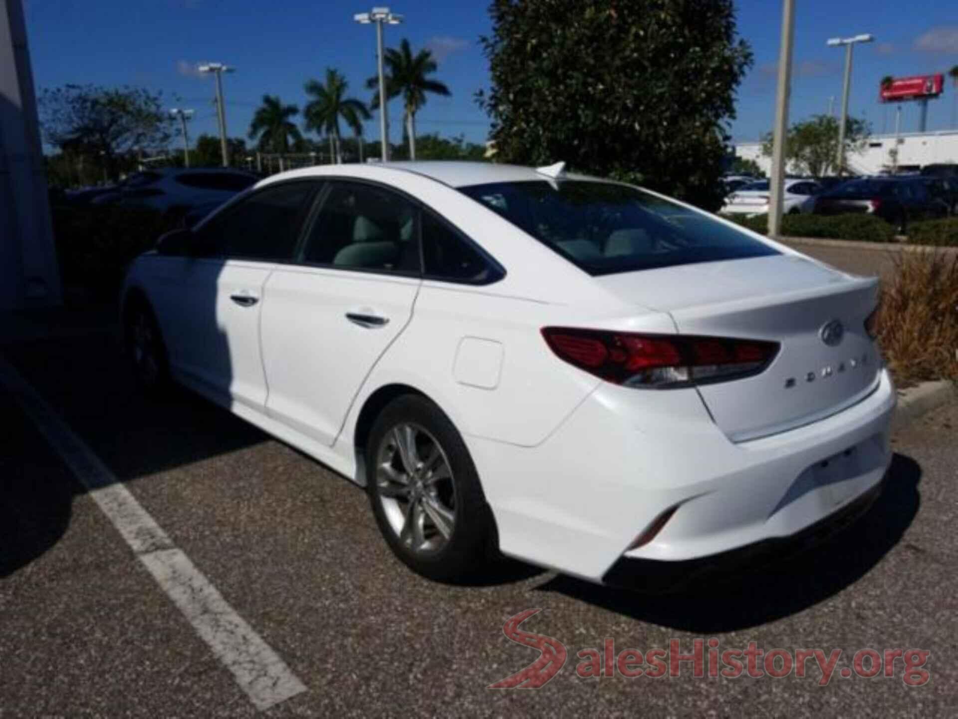 5NPE34AF4JH613945 2018 HYUNDAI SONATA