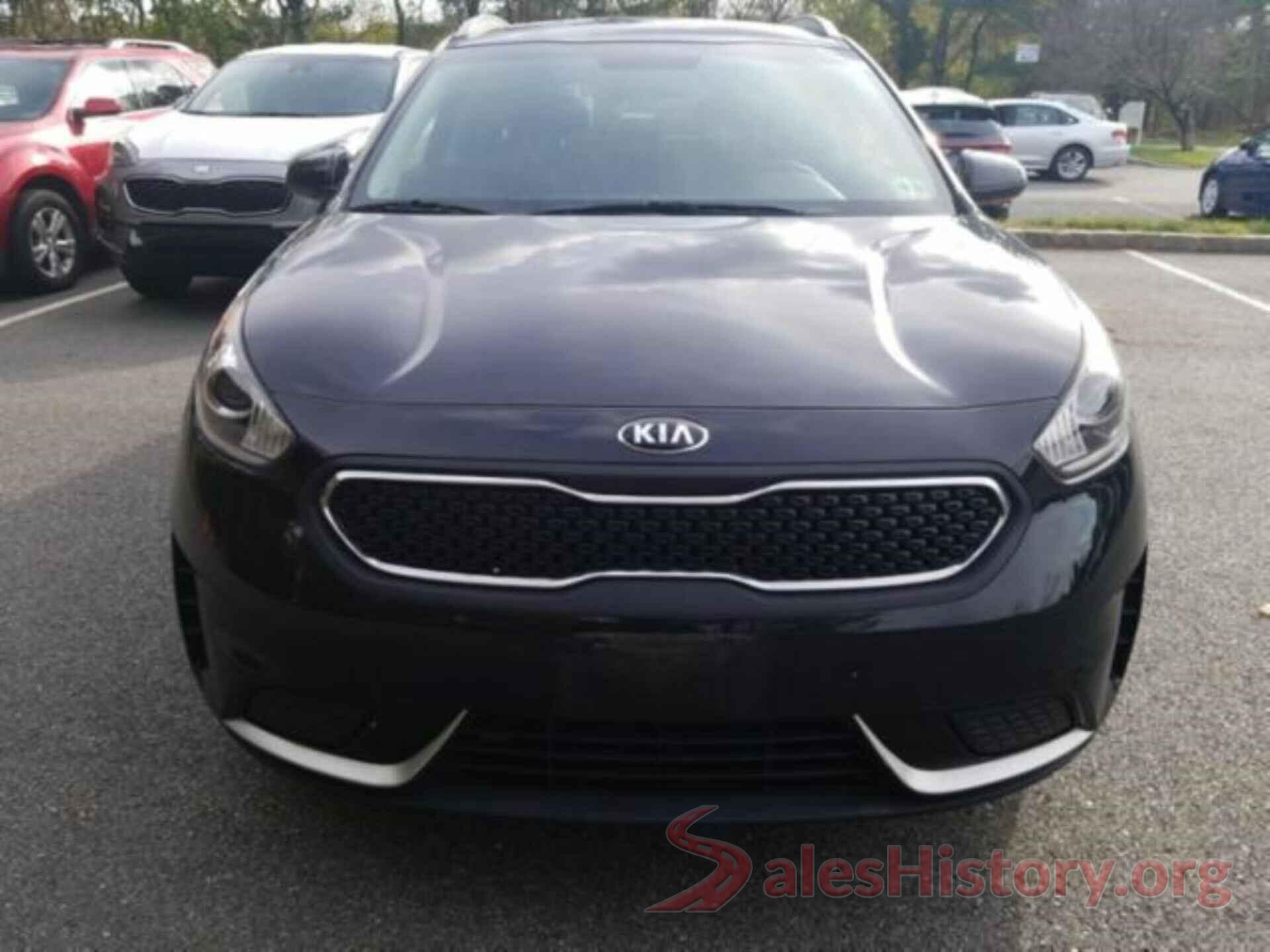 KNDCB3LC2J5109840 2018 KIA NIRO