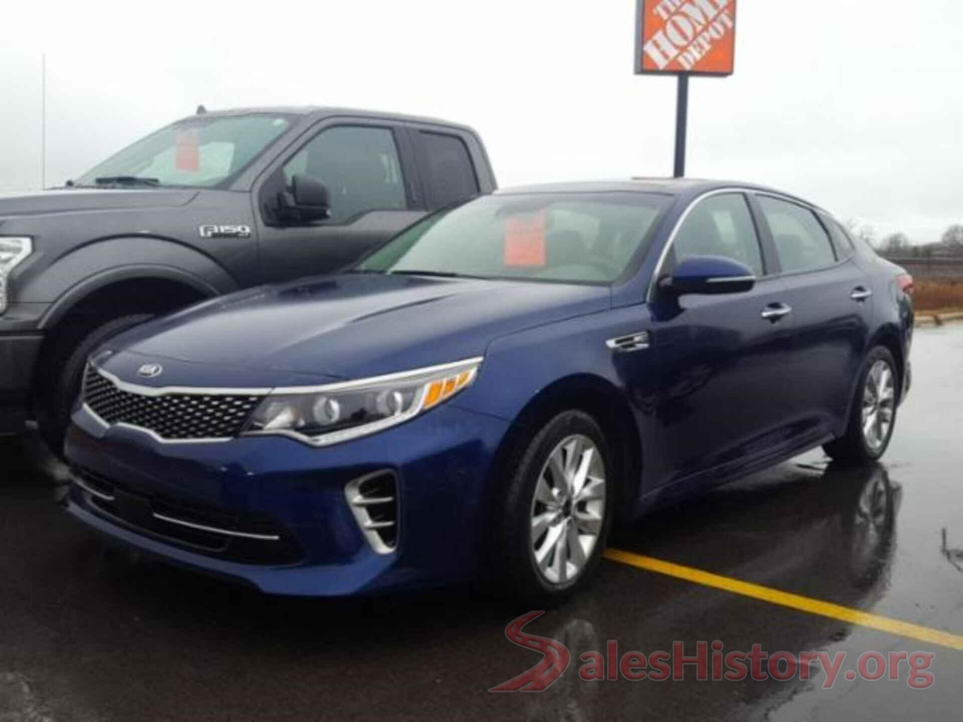 5XXGU4L35HG142046 2017 KIA OPTIMA