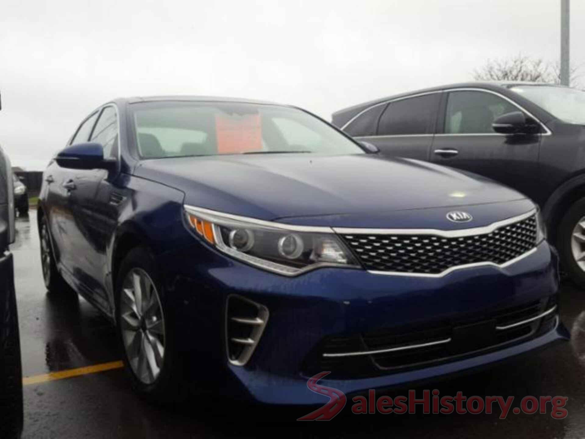 5XXGU4L35HG142046 2017 KIA OPTIMA