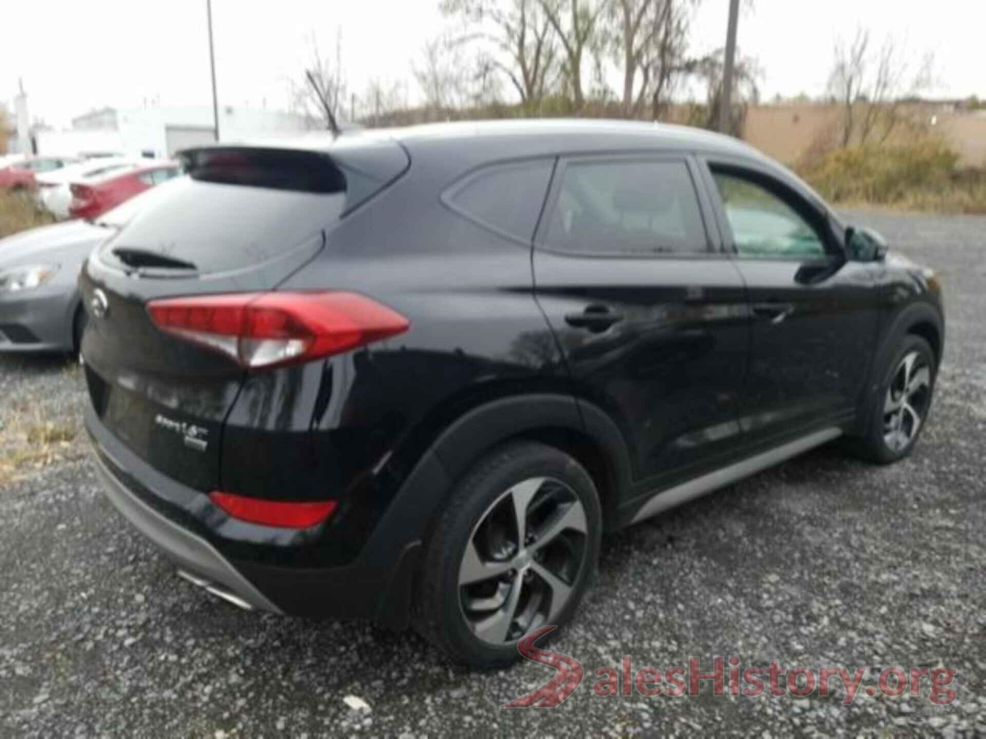 KM8J3CA2XHU494834 2017 HYUNDAI TUCSON