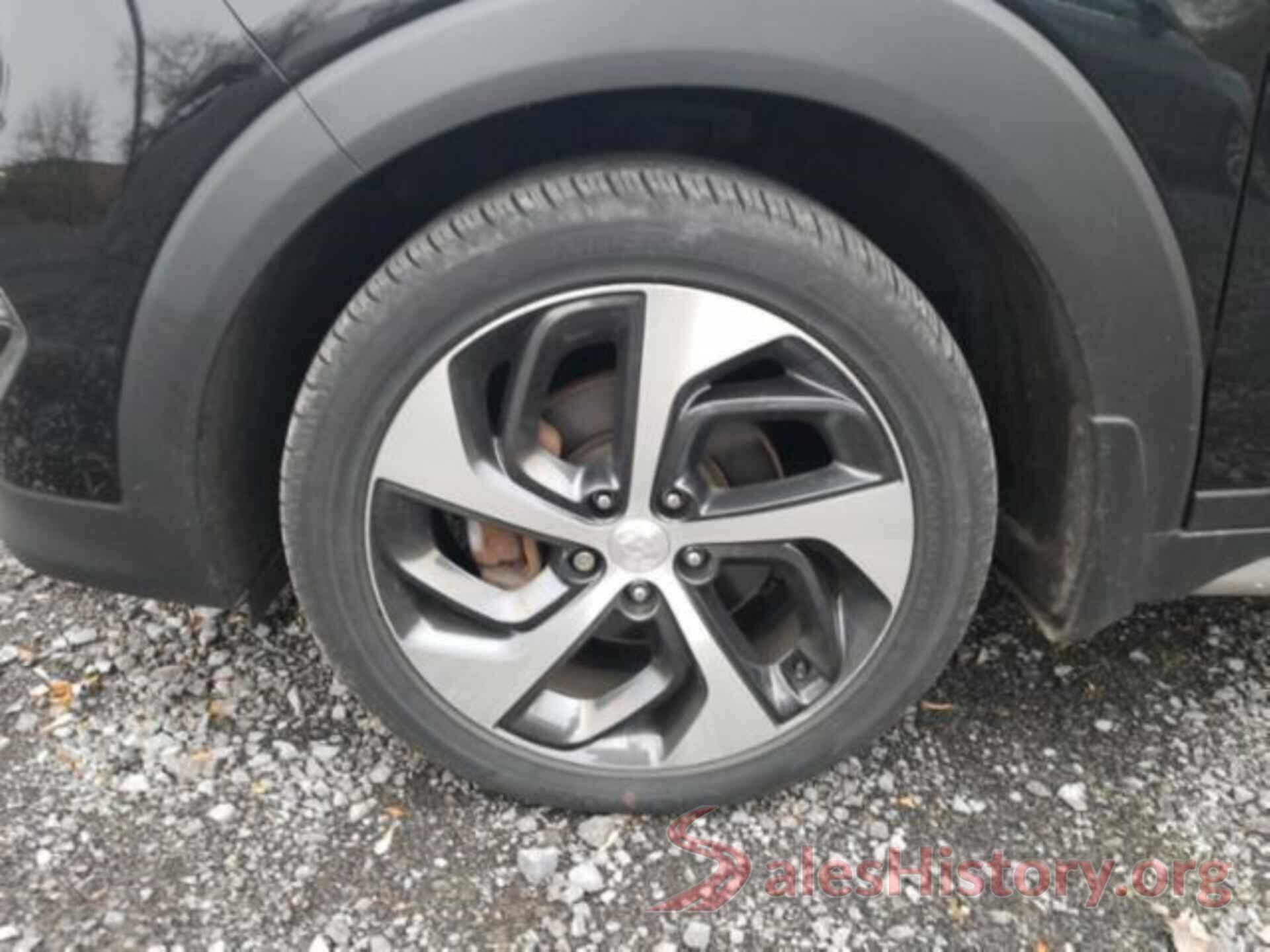 KM8J3CA2XHU494834 2017 HYUNDAI TUCSON