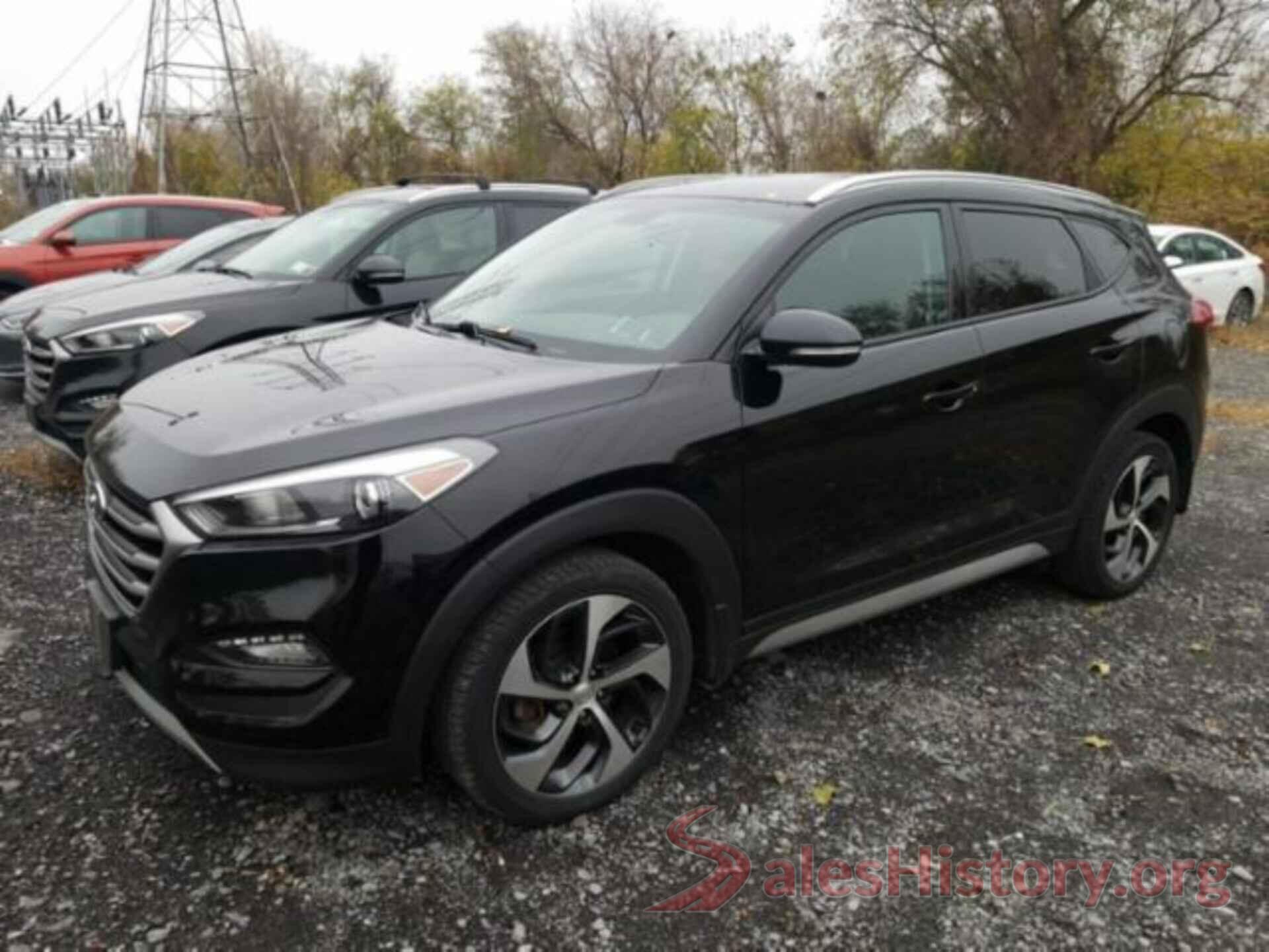 KM8J3CA2XHU494834 2017 HYUNDAI TUCSON