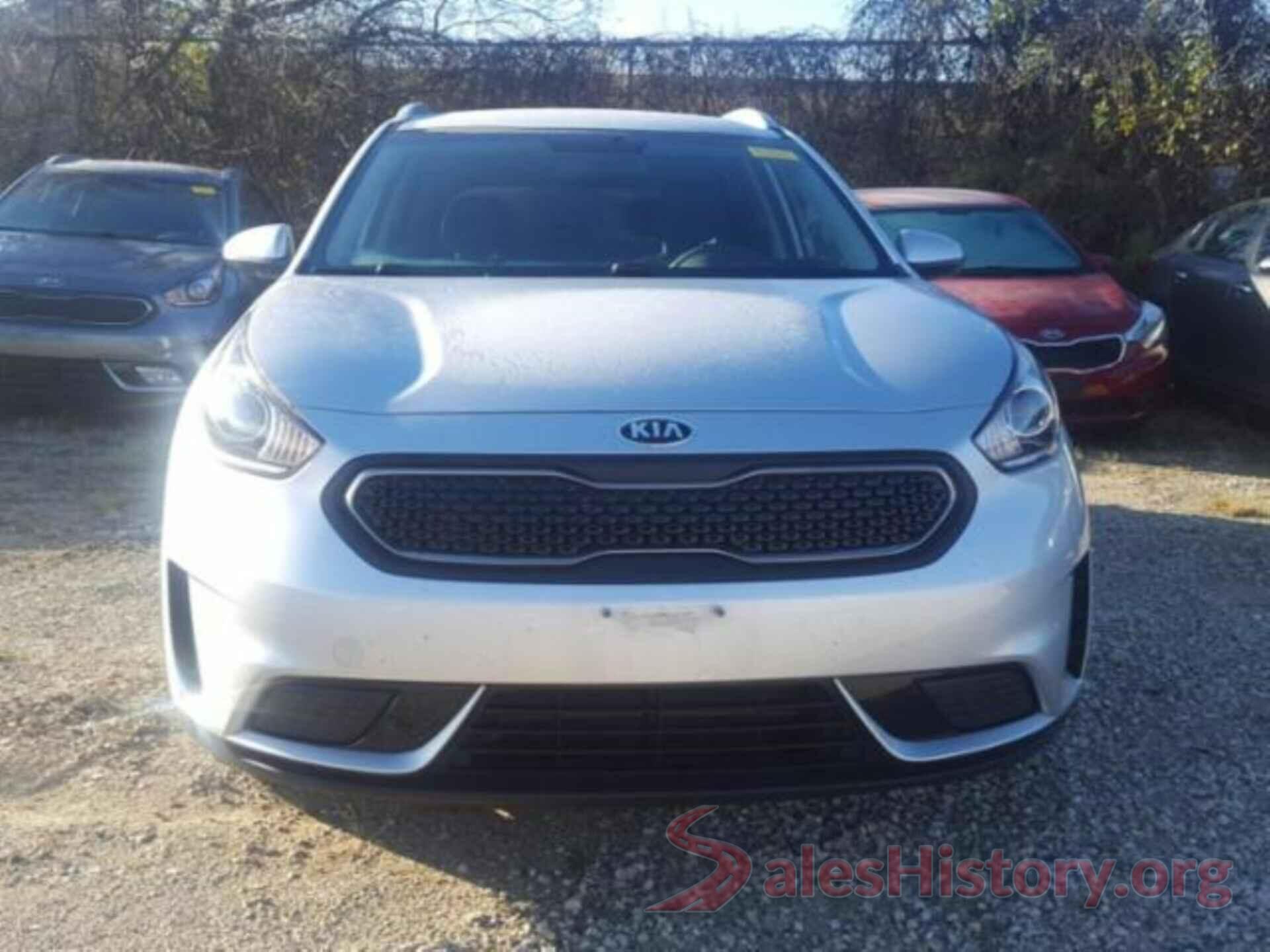 KNDCB3LCXH5087175 2017 KIA NIRO