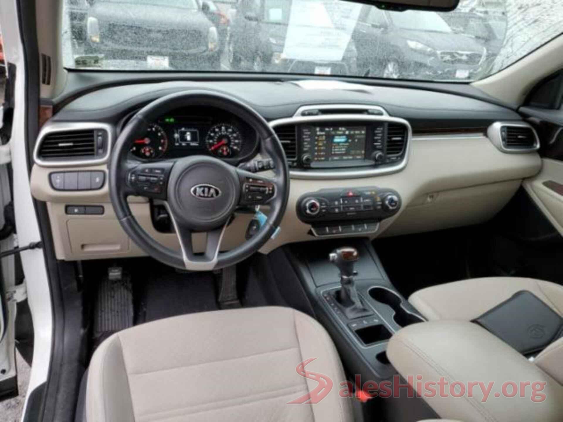 5XYPGDA36HG332119 2017 KIA SORENTO