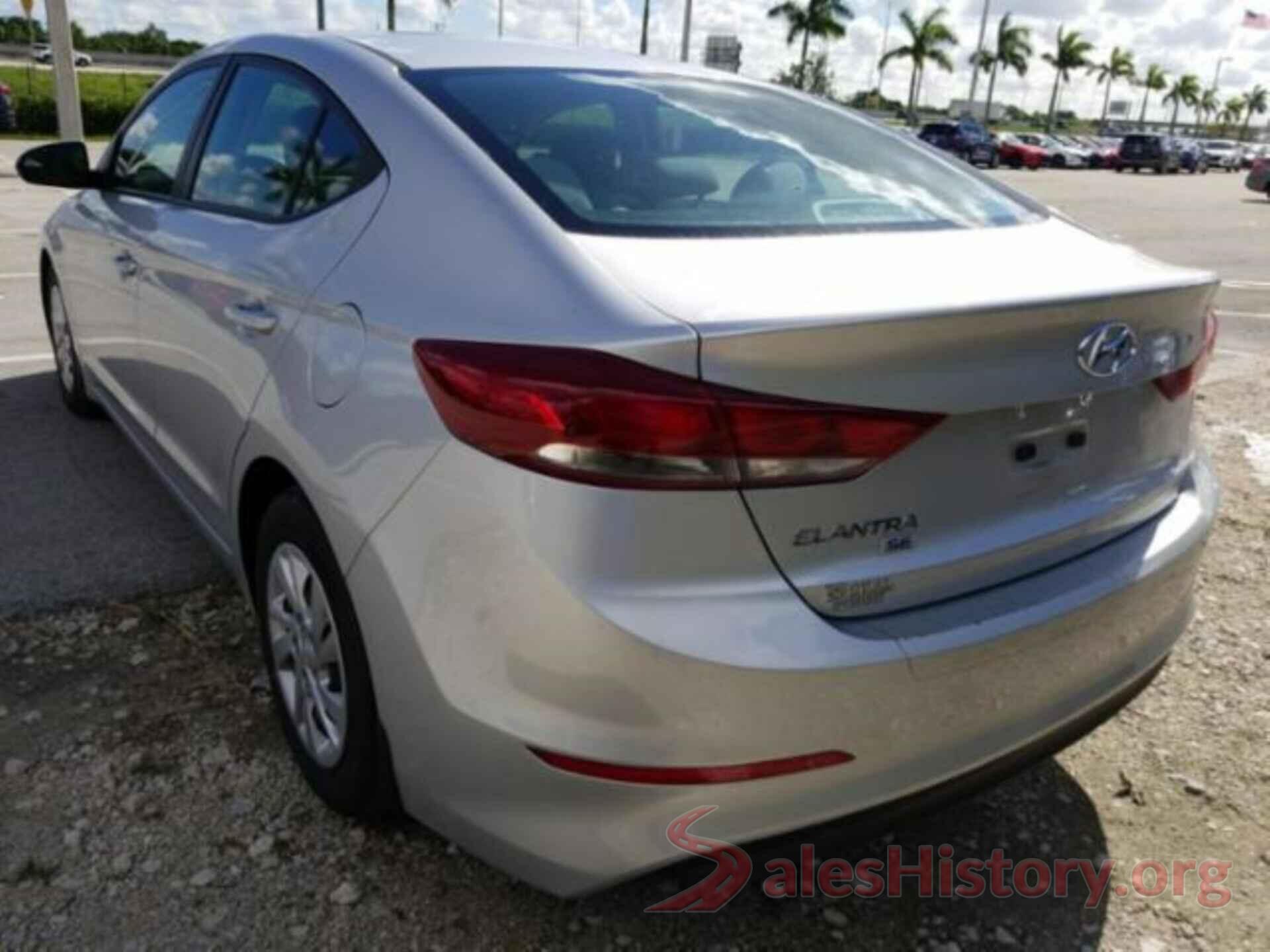 5NPD74LF6JH230845 2018 HYUNDAI ELANTRA