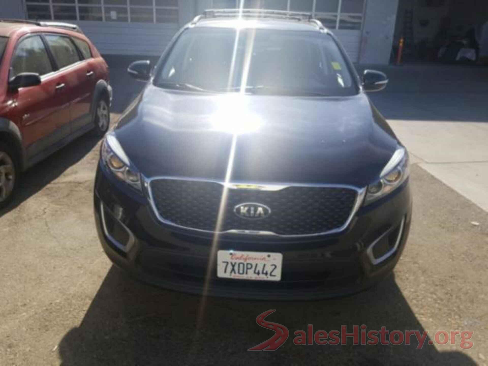 5XYPGDA55HG220560 2017 KIA SORENTO