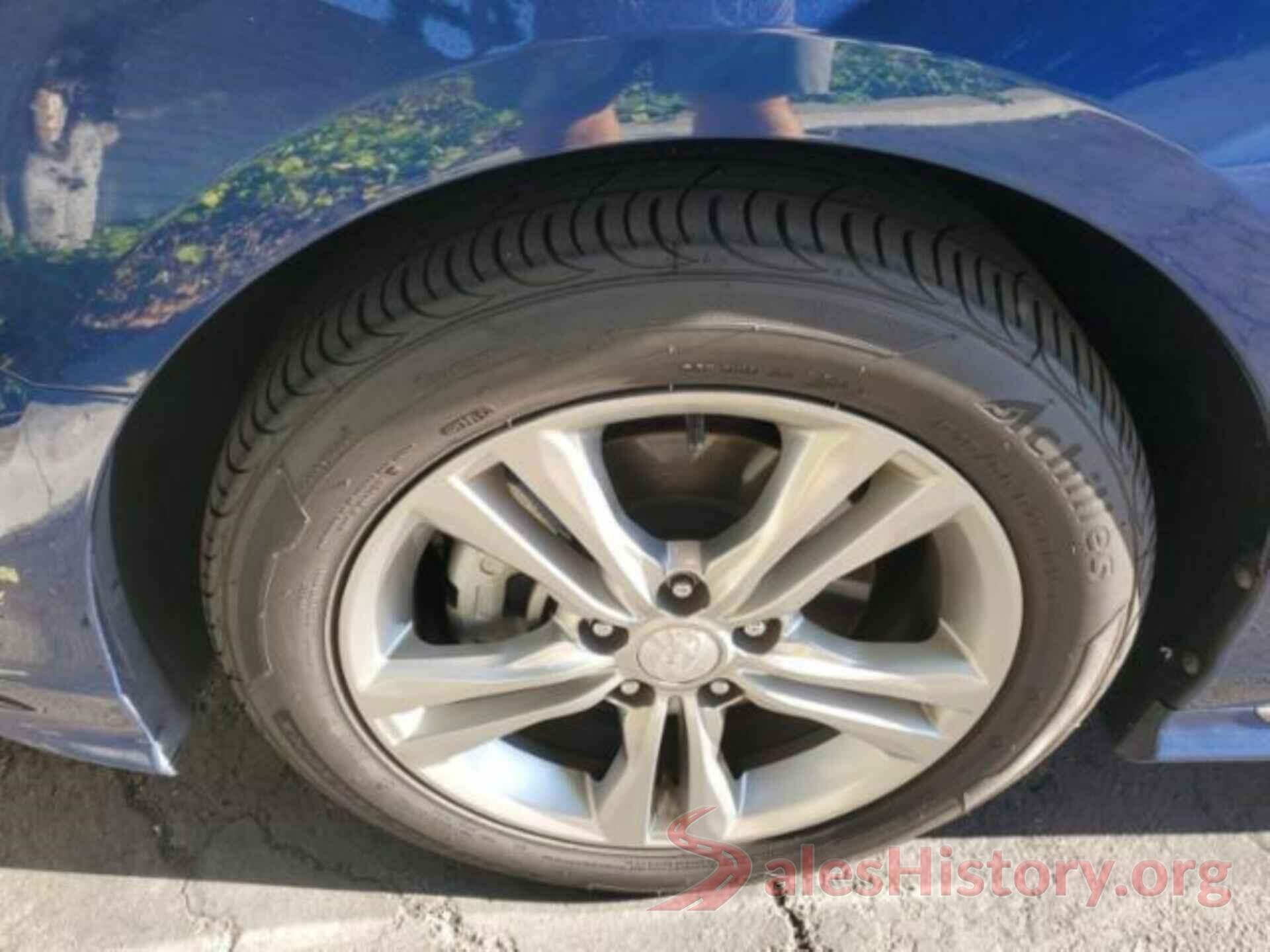 5NPE34AF7JH665120 2018 HYUNDAI SONATA