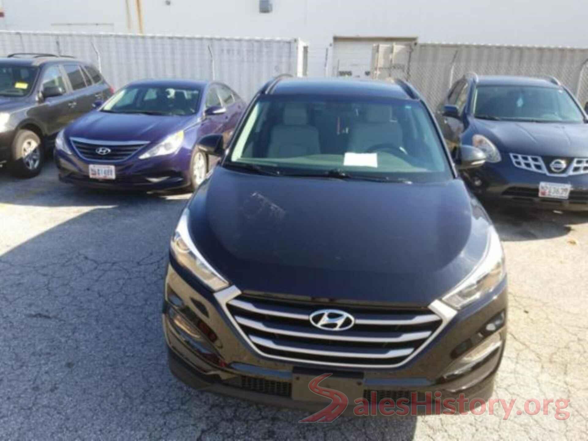 KM8J3CA29HU571578 2017 HYUNDAI TUCSON