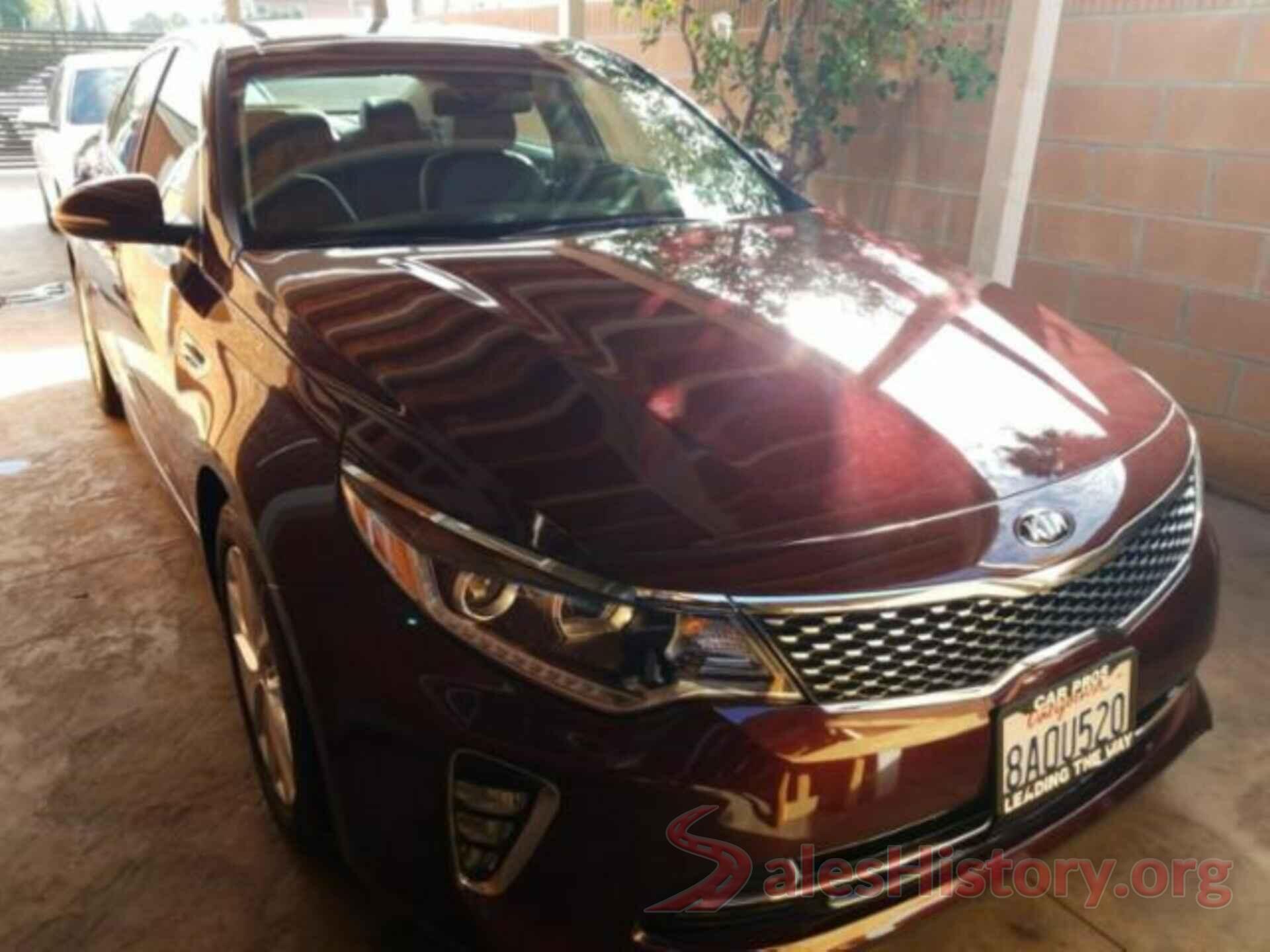 5XXGU4L30JG210985 2018 KIA OPTIMA