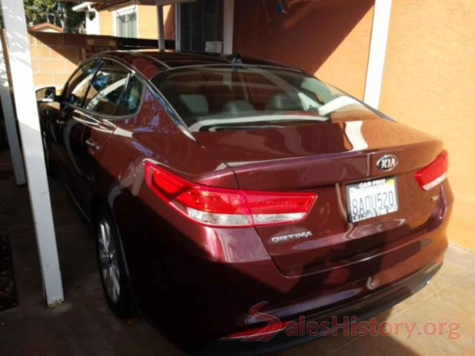 5XXGU4L30JG210985 2018 KIA OPTIMA