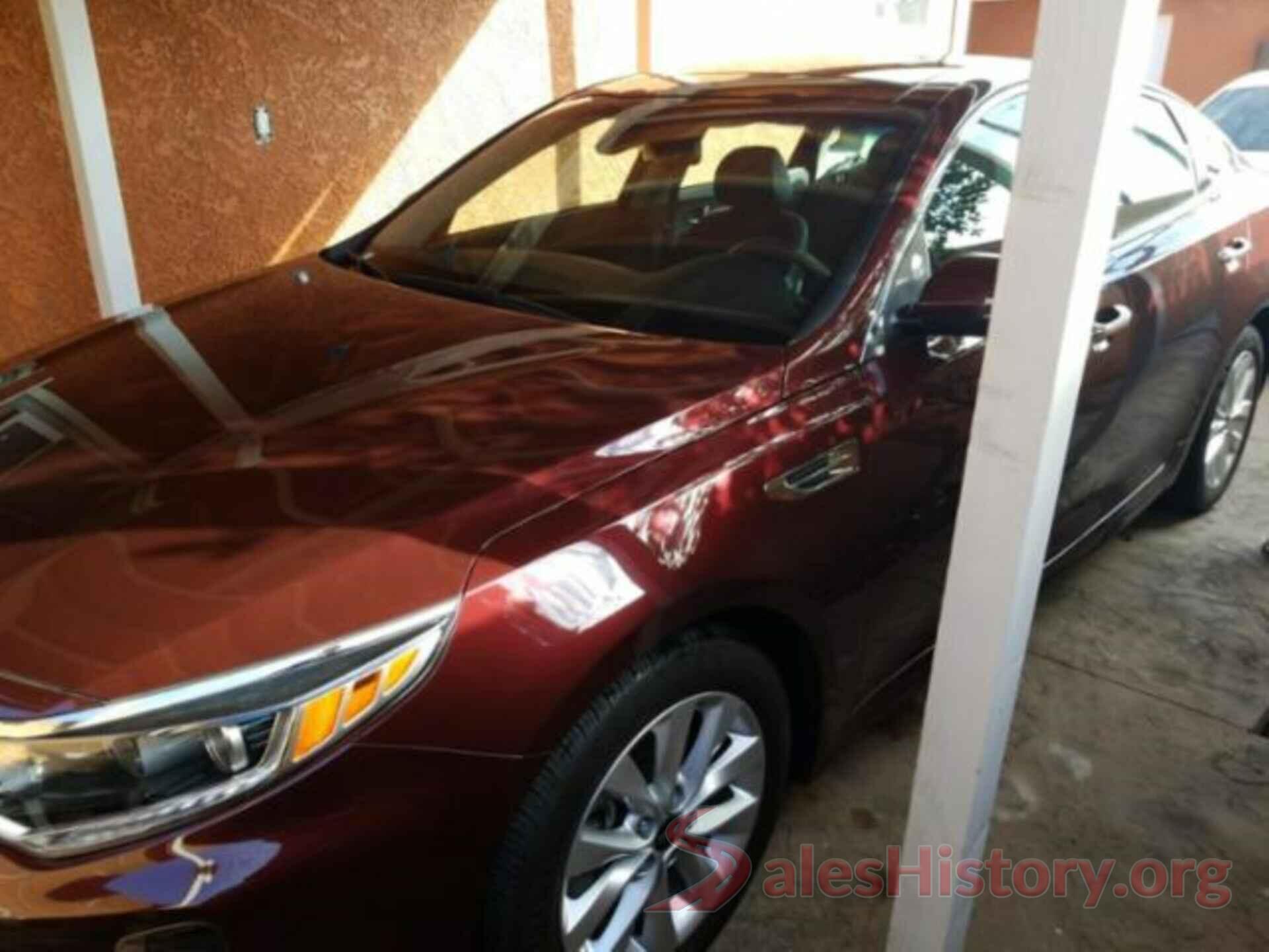 5XXGU4L30JG210985 2018 KIA OPTIMA