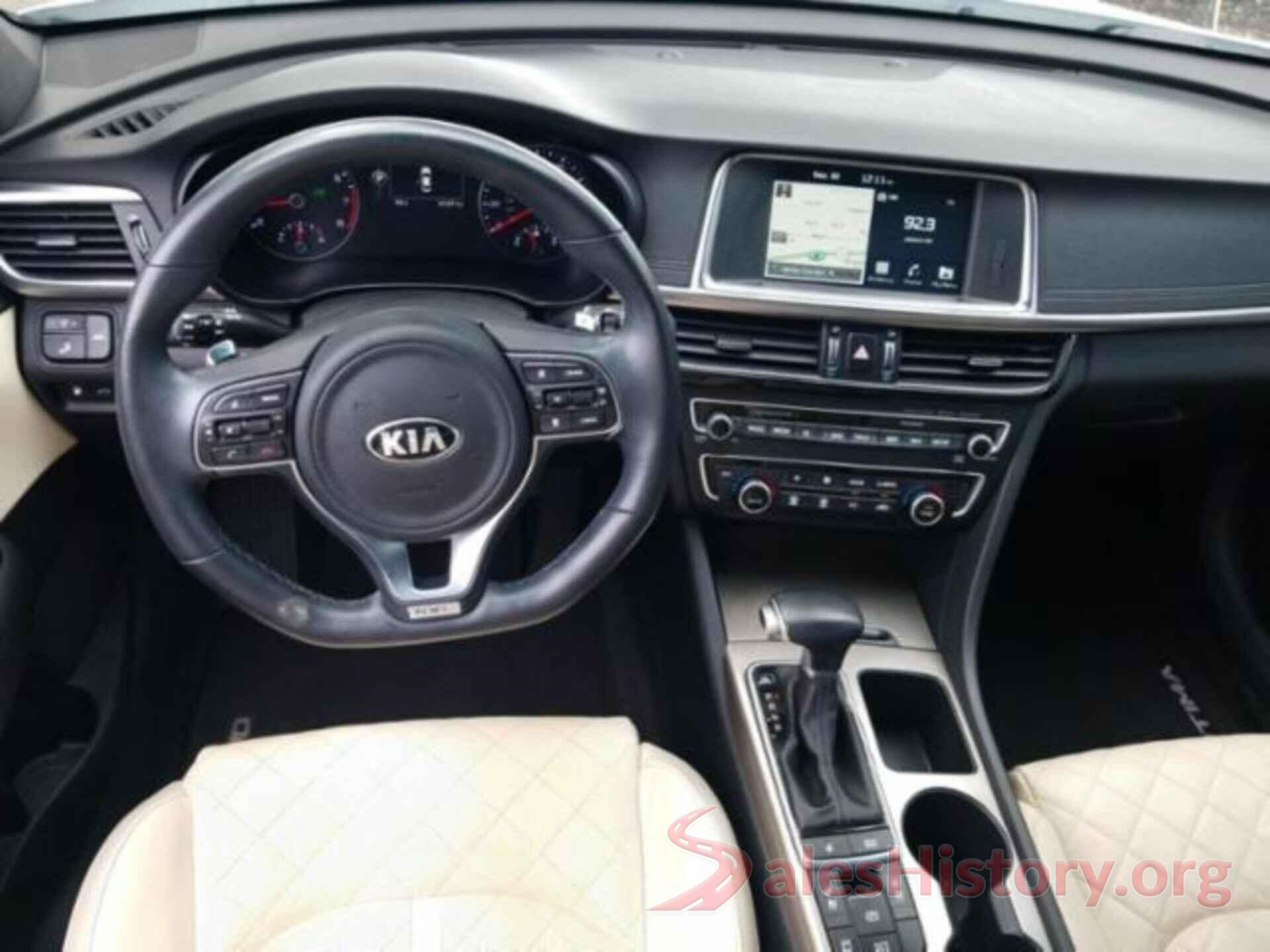 5XXGV4L25JG206242 2018 KIA OPTIMA