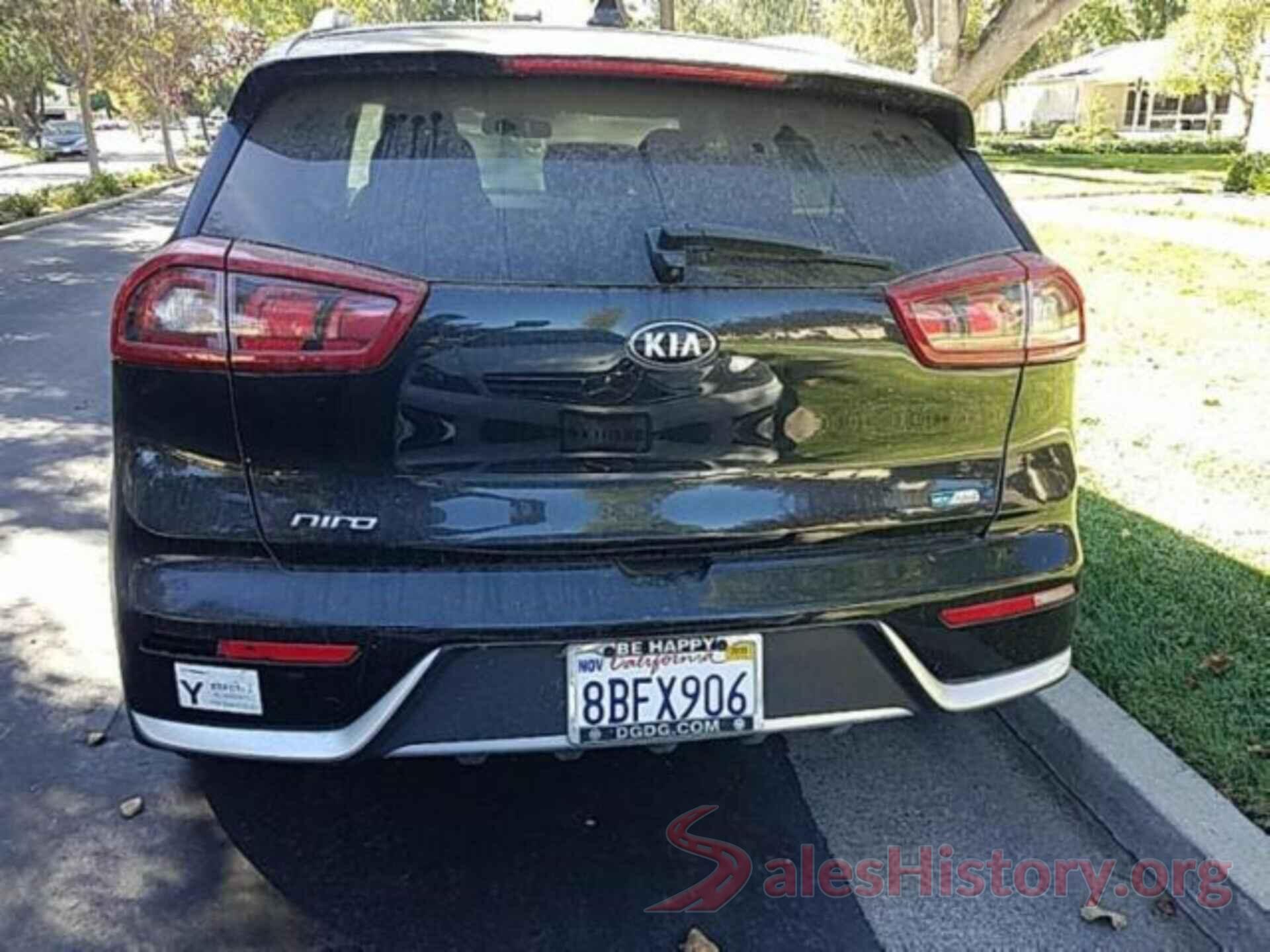 KNDCC3LC0H5074111 2017 KIA NIRO