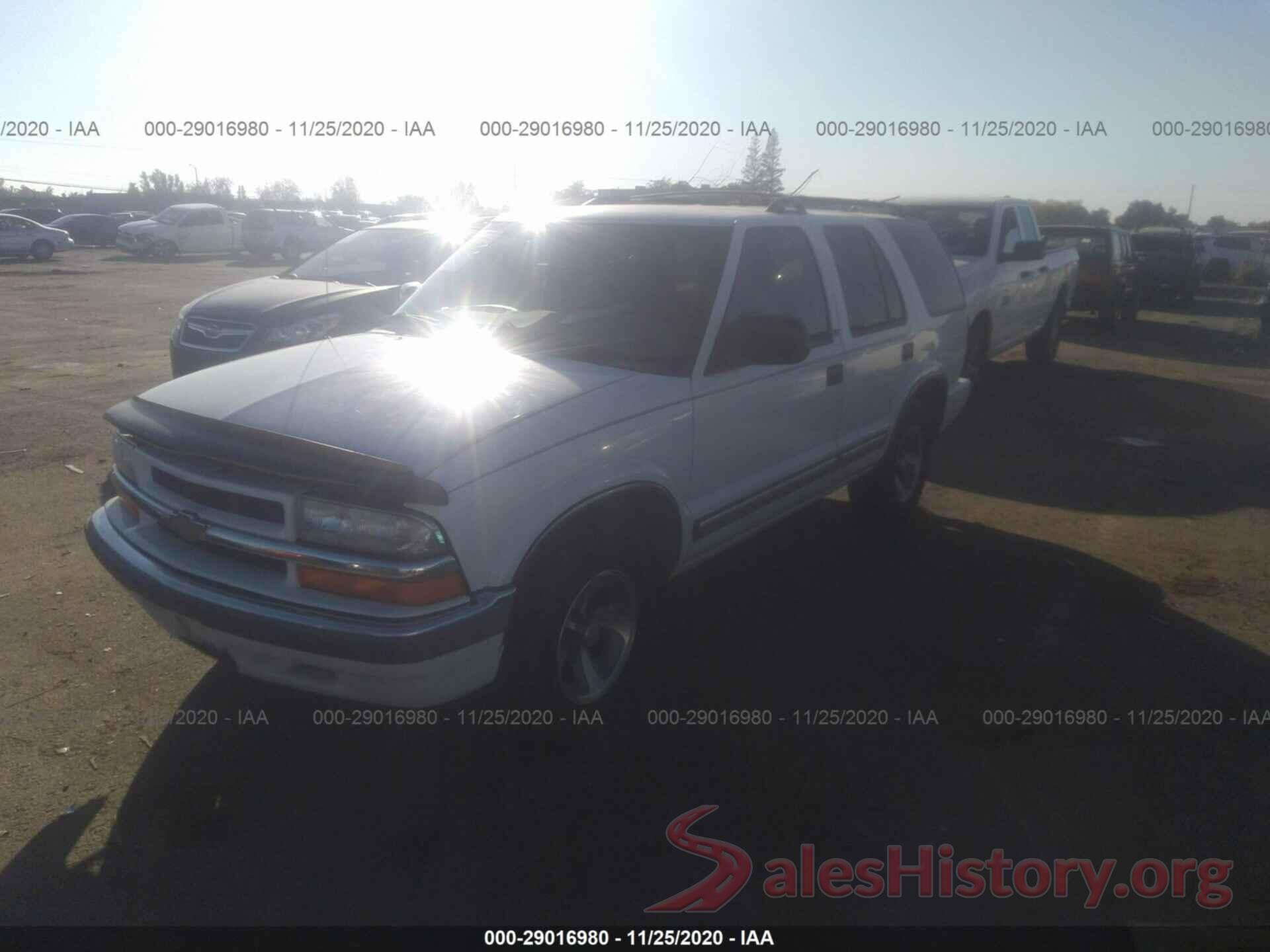 1GNCS13W3Y2323222 2000 CHEVROLET BLAZER